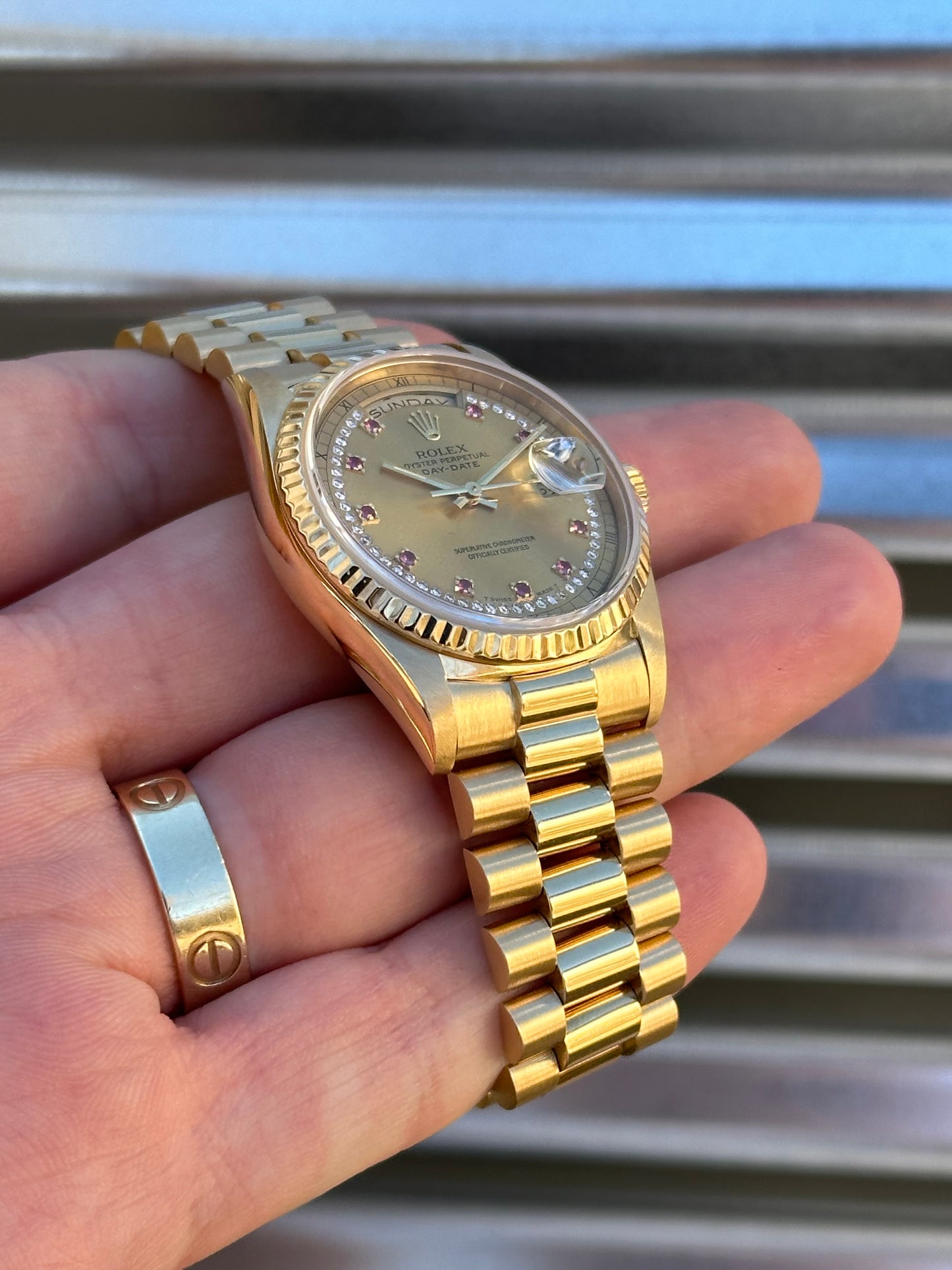 Rolex Day-Date 36mm Ref.18238LR Box/Papers “Ruby String Dial”