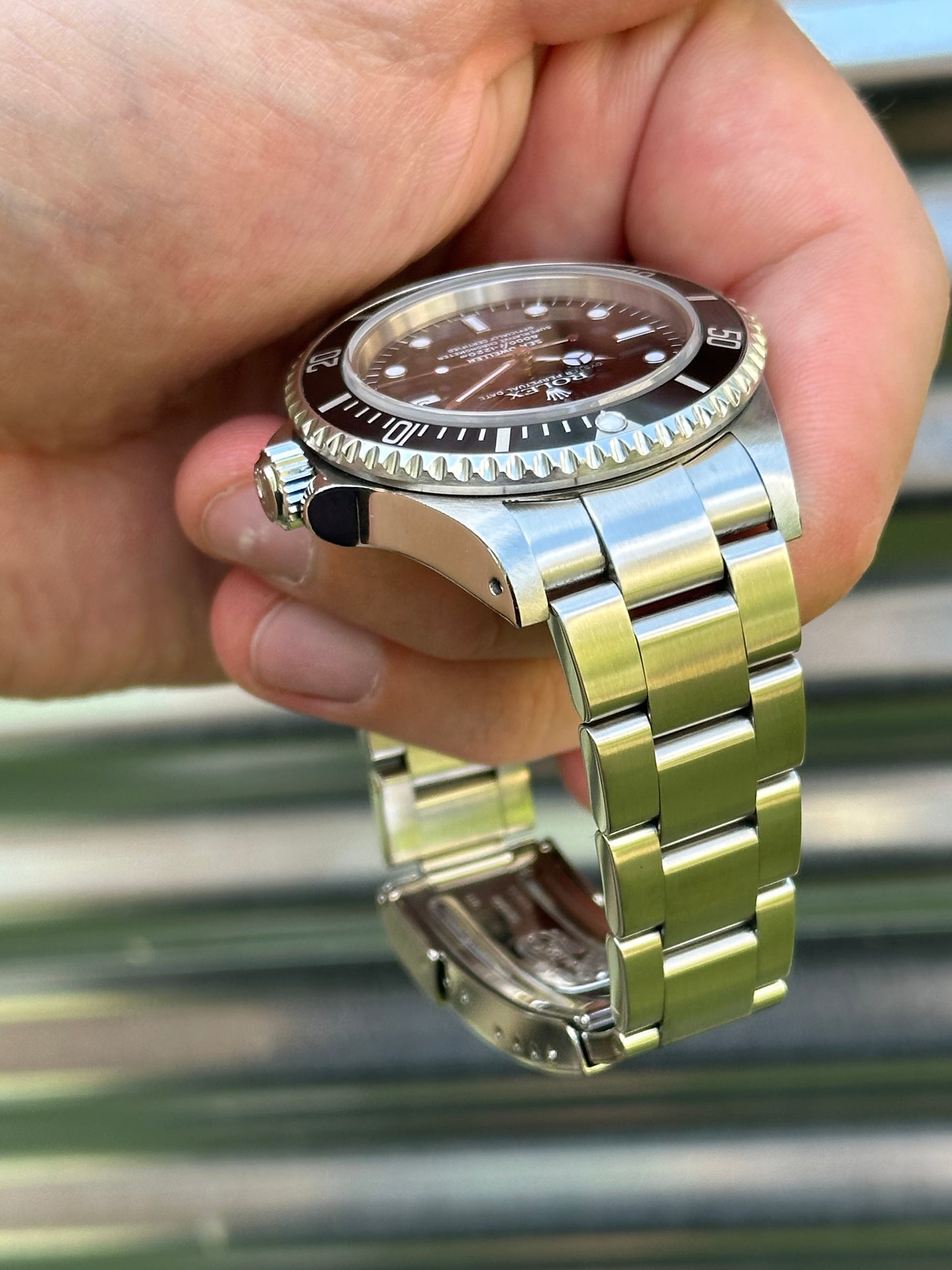 Rolex Sea-Dweller 40mm Ref.16600 Box & Papers