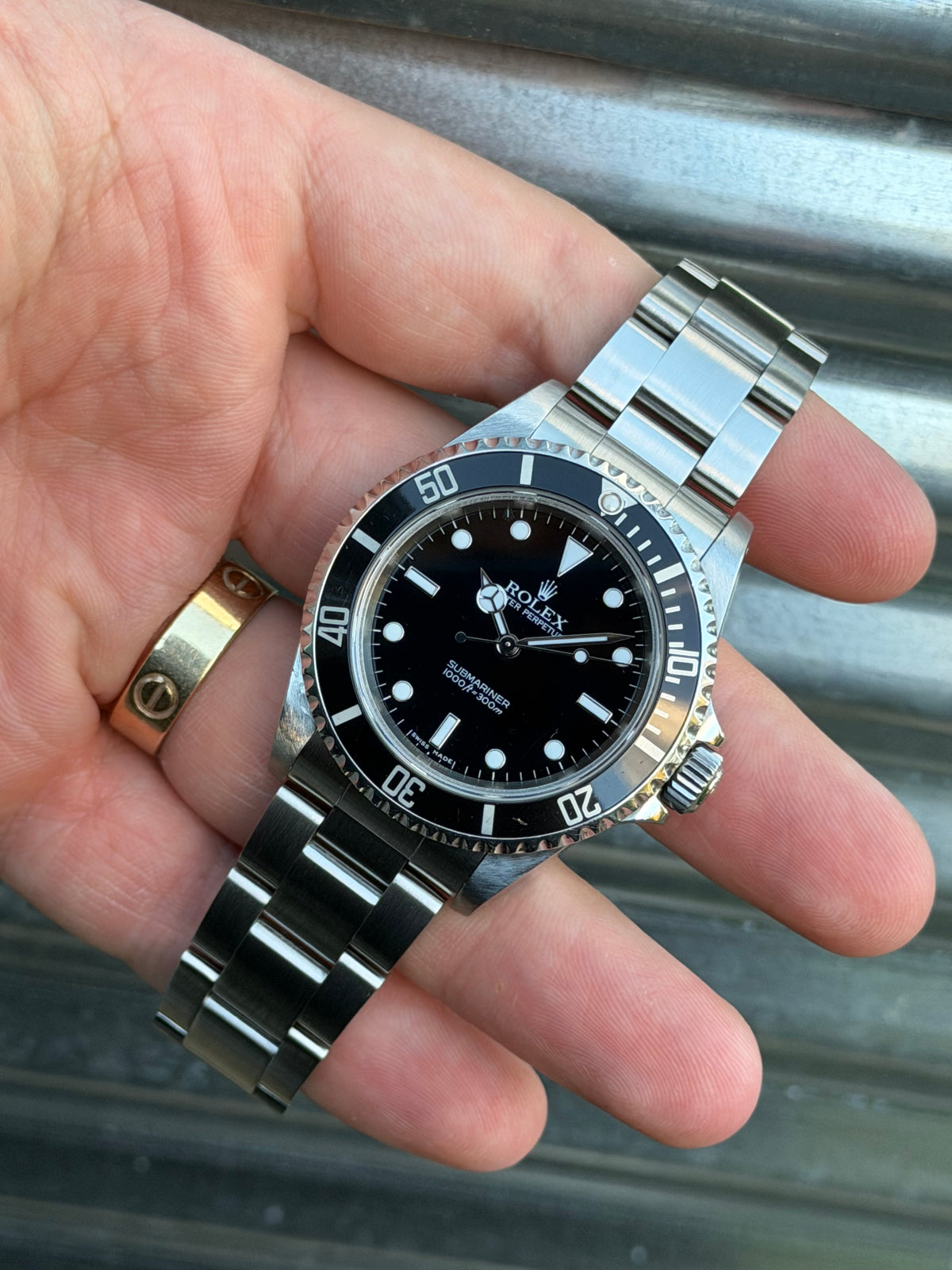Rolex Submariner No Date 40mm Ref.14060M Box & Papers
