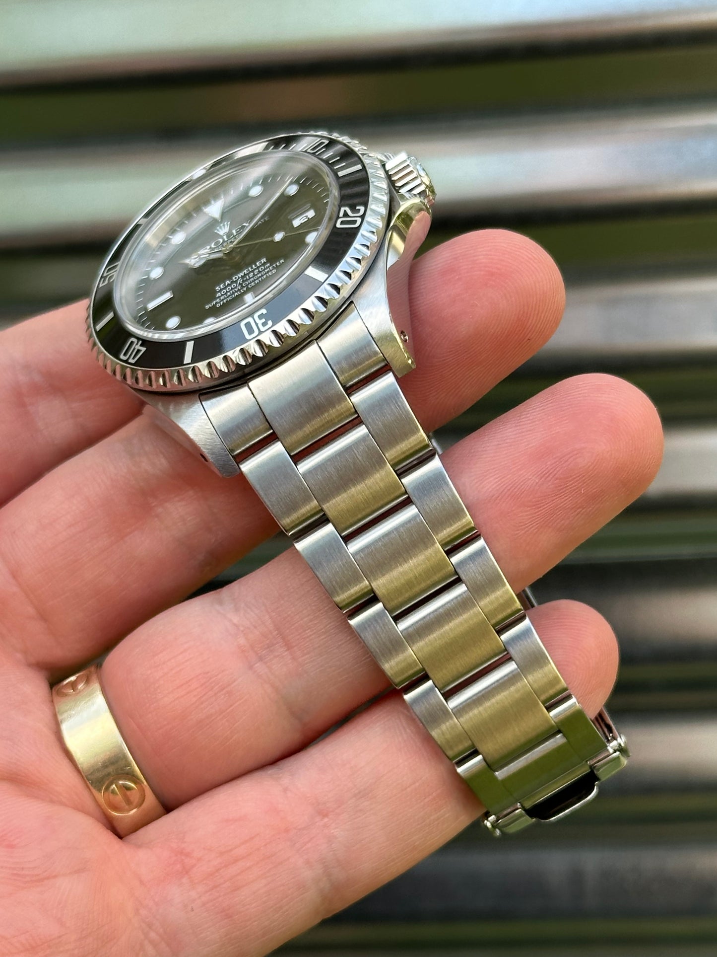 Rolex Sea-Dweller 40mm Ref.16600 Box & Papers