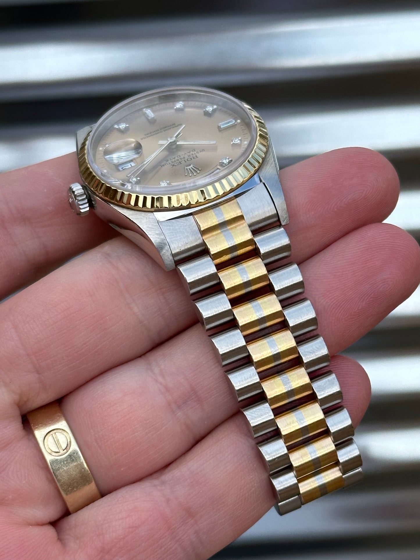 Rolex Day-Date 36mm Ref.18239 Tridor Factory Salmon Diamond Dial