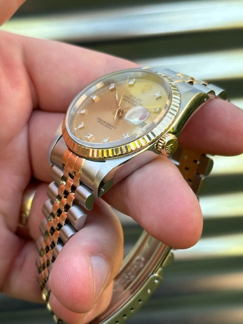 Rolex Datejust 36mm “Champagne Diamond Dial” Ref.16233 Box & Papers