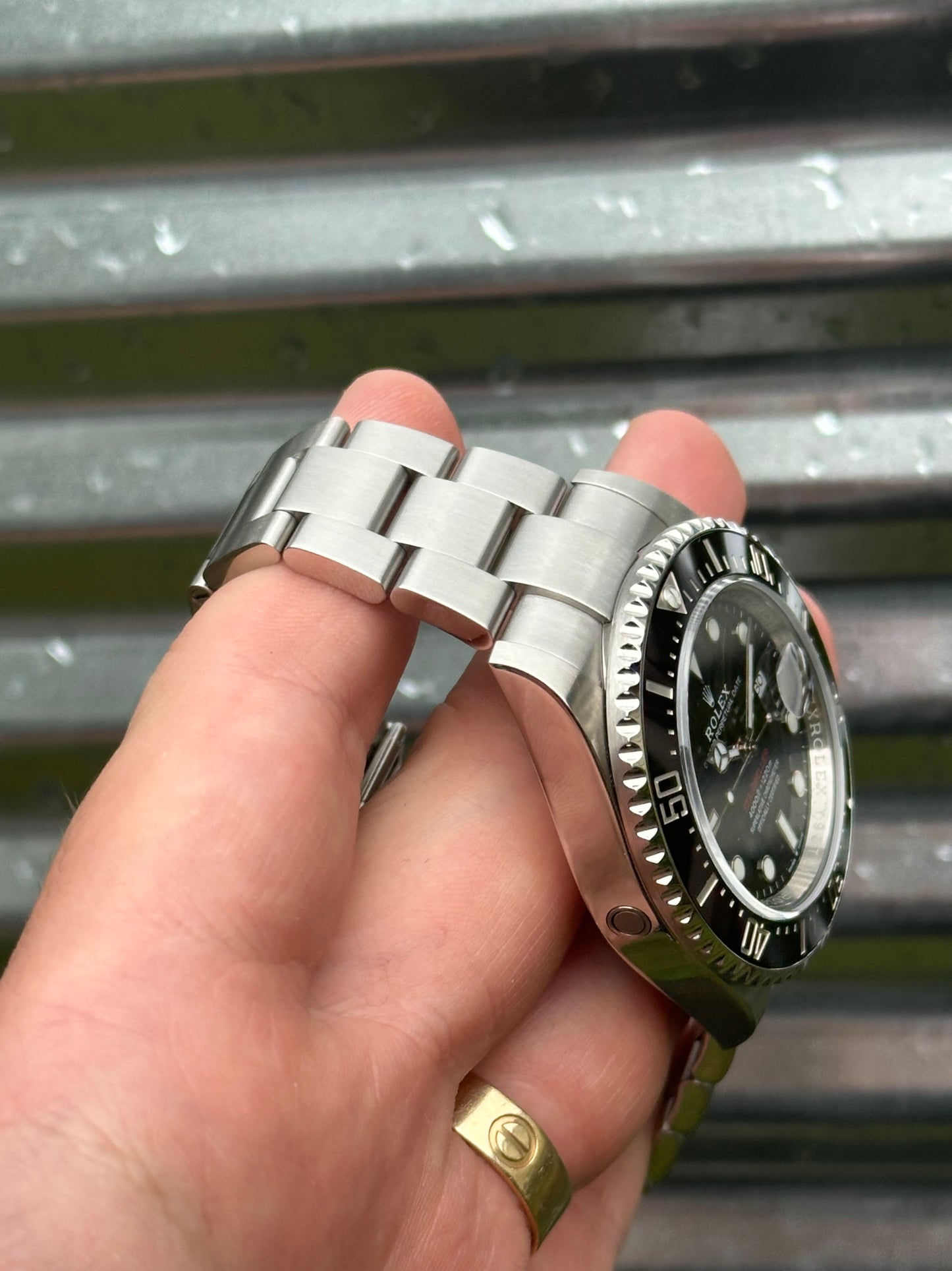 Rolex Sea-Dweller 43mm Ref:126600 Box & Papers