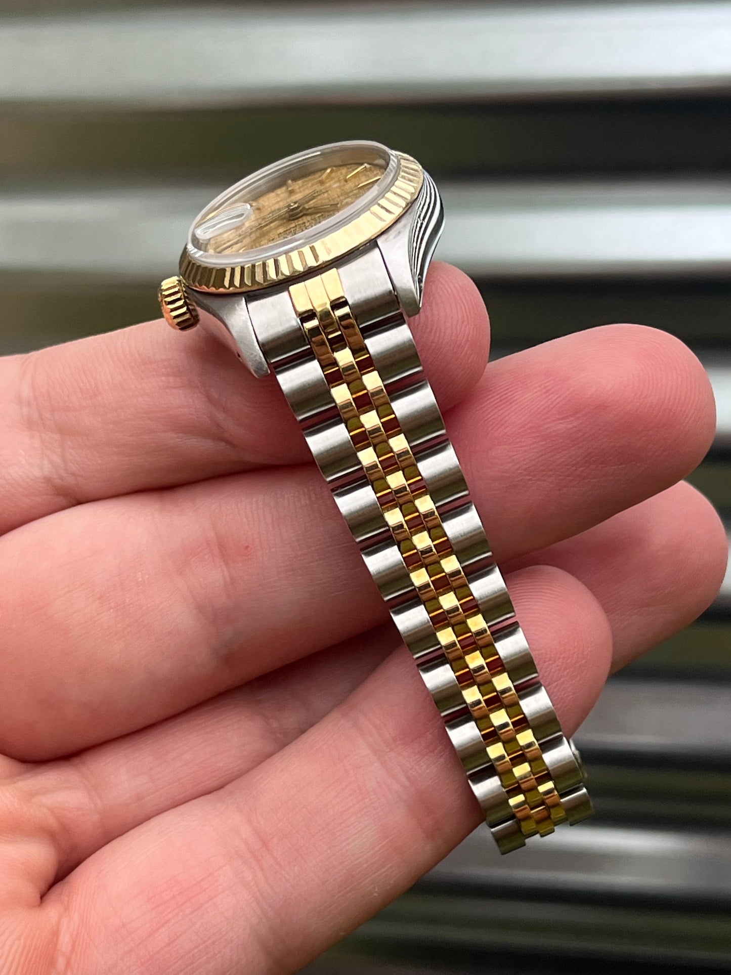 Rolex Ladies Datejust 26mm Ref.69173 “Linen Dial” Box & Papers