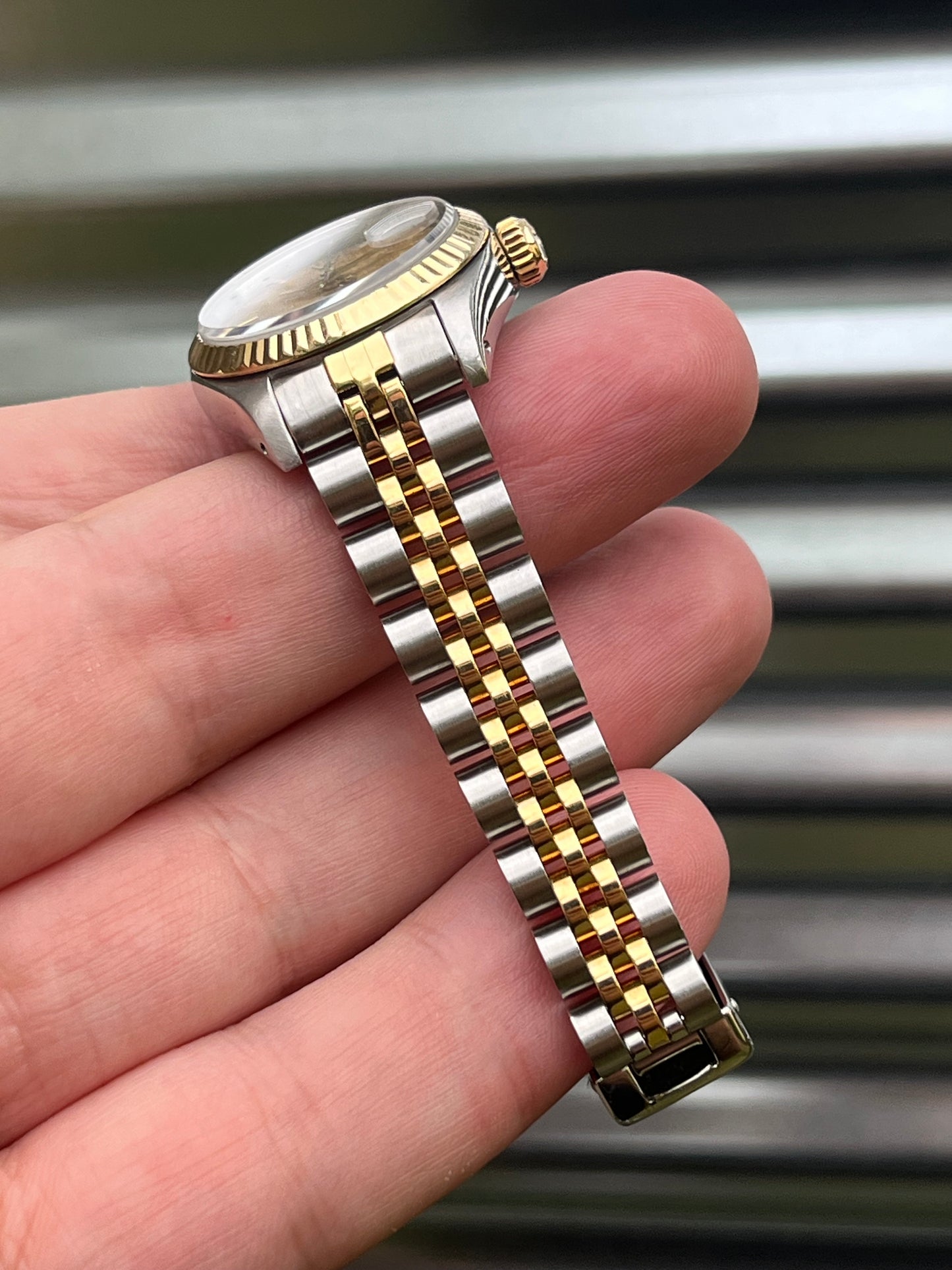 Rolex Ladies Datejust 26mm Ref.69173 “Linen Dial” Box & Papers