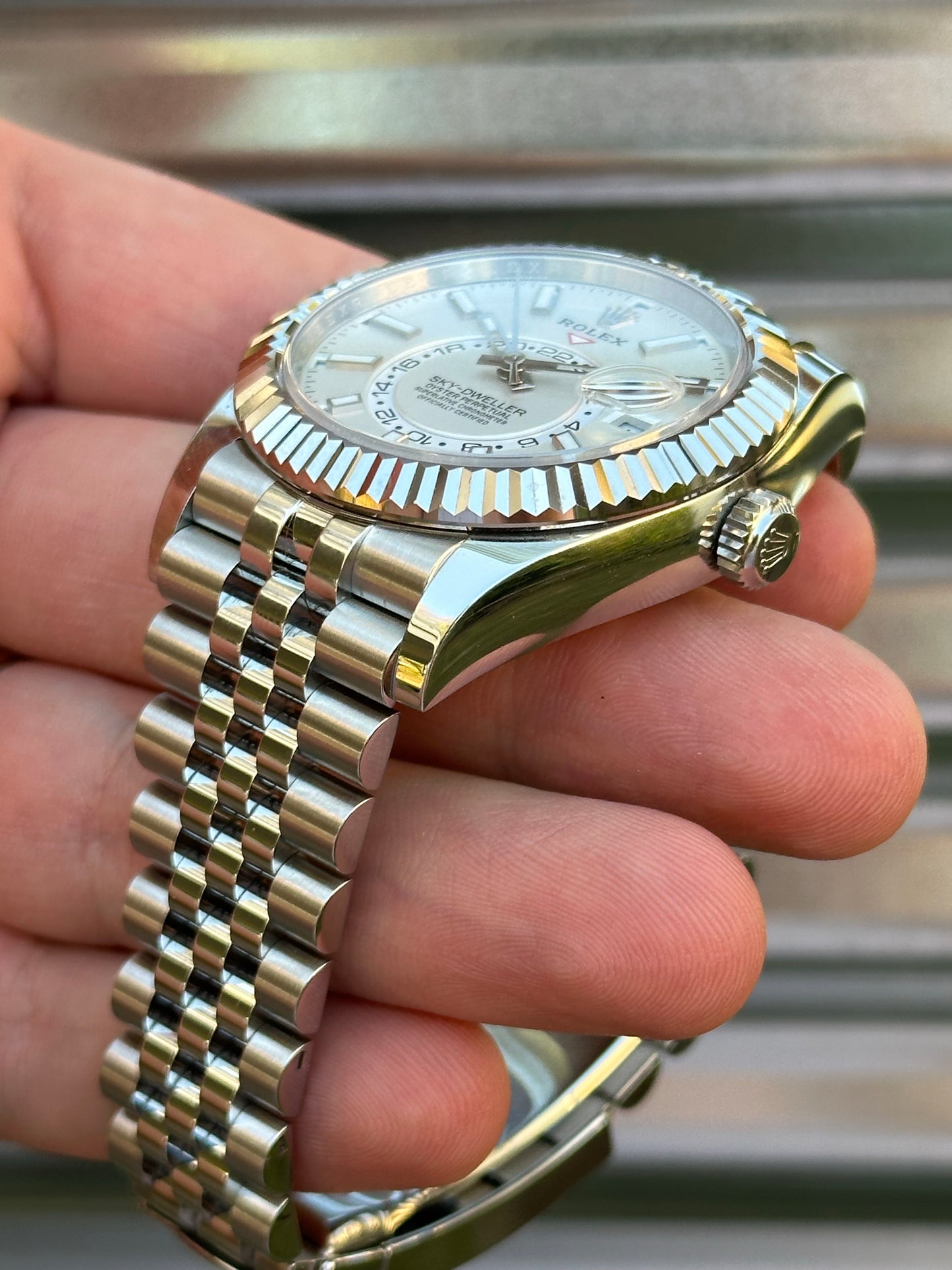 Rolex Sky-Dweller 42mm Ref:336934 Box & Card