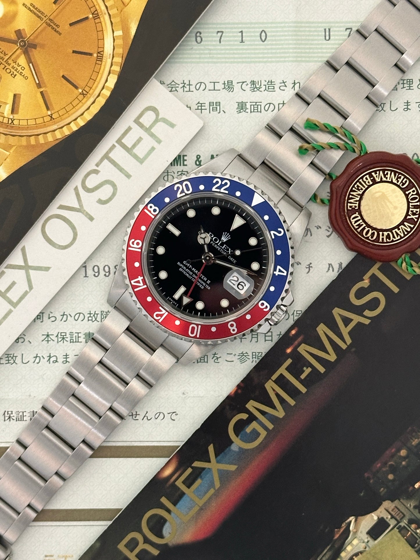 Rolex GMT Master II “Pepsi” 40mm Ref.16710 Box & Paper
