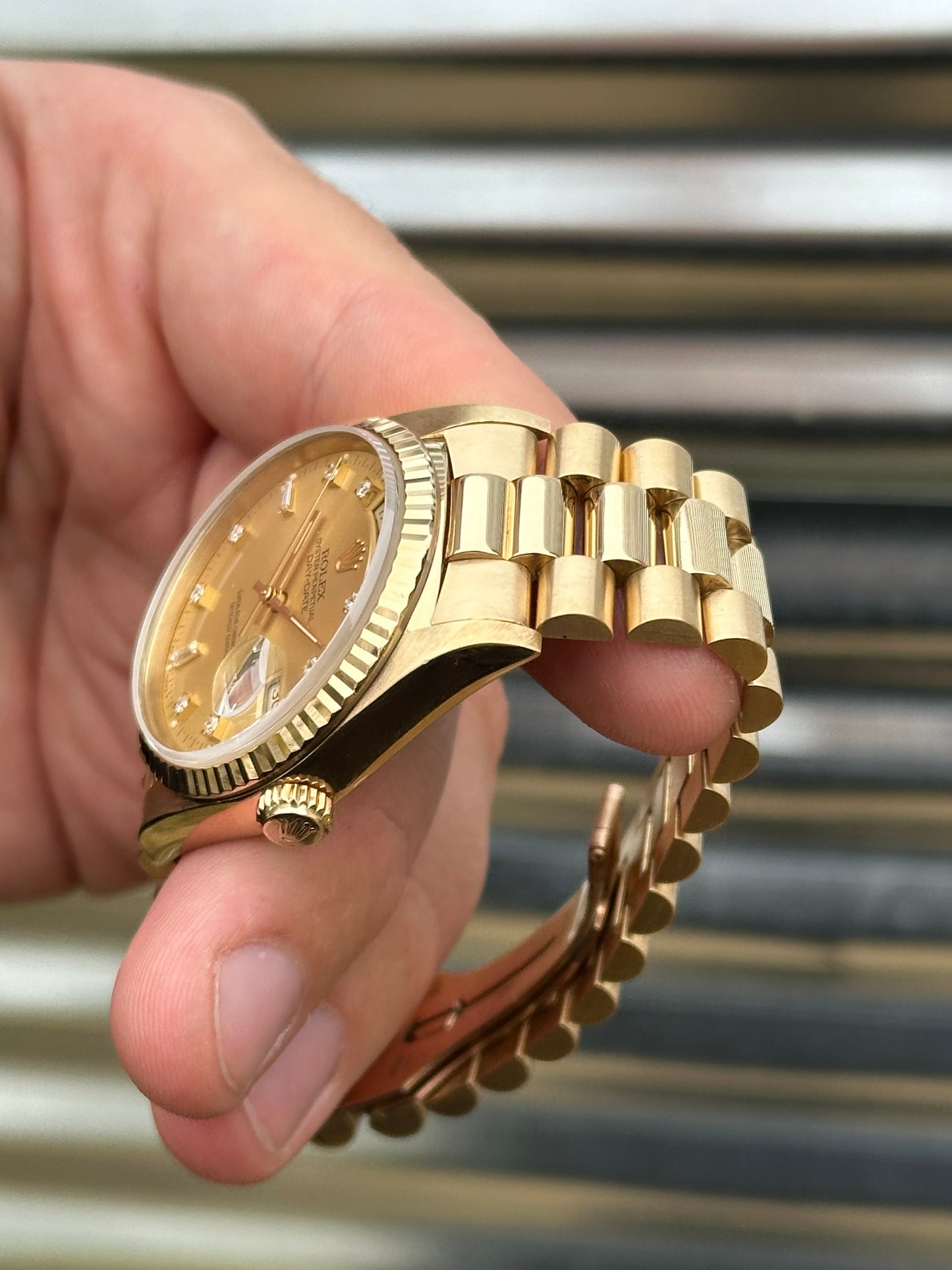 Rolex Day-Date 36mm Ref.18238 Box & Papers