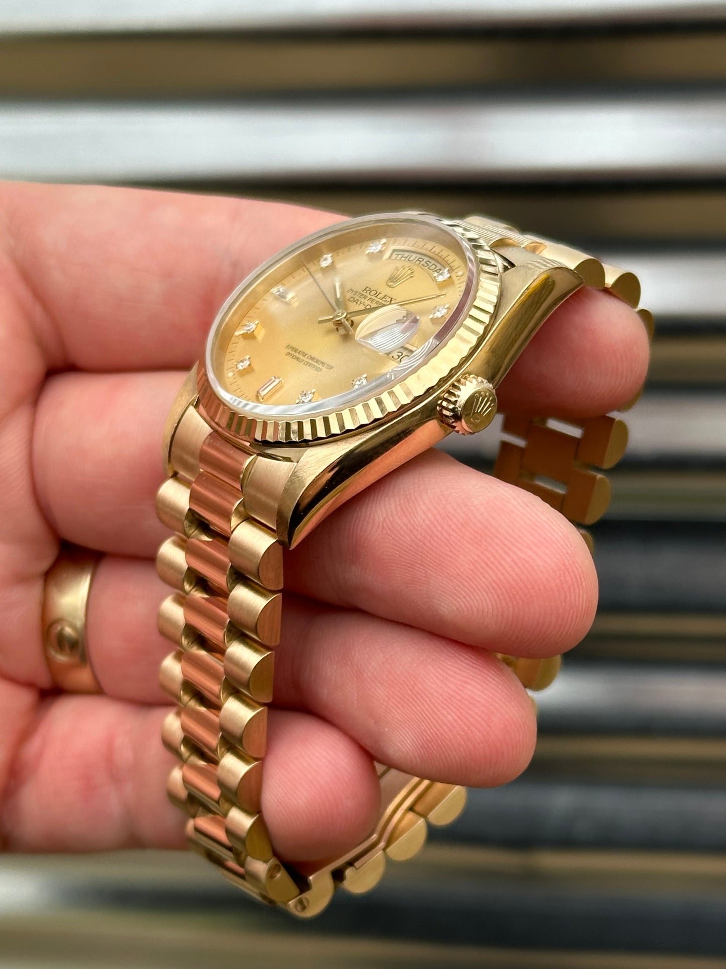 Rolex Day-Date 36mm Ref.18238 Box & Papers