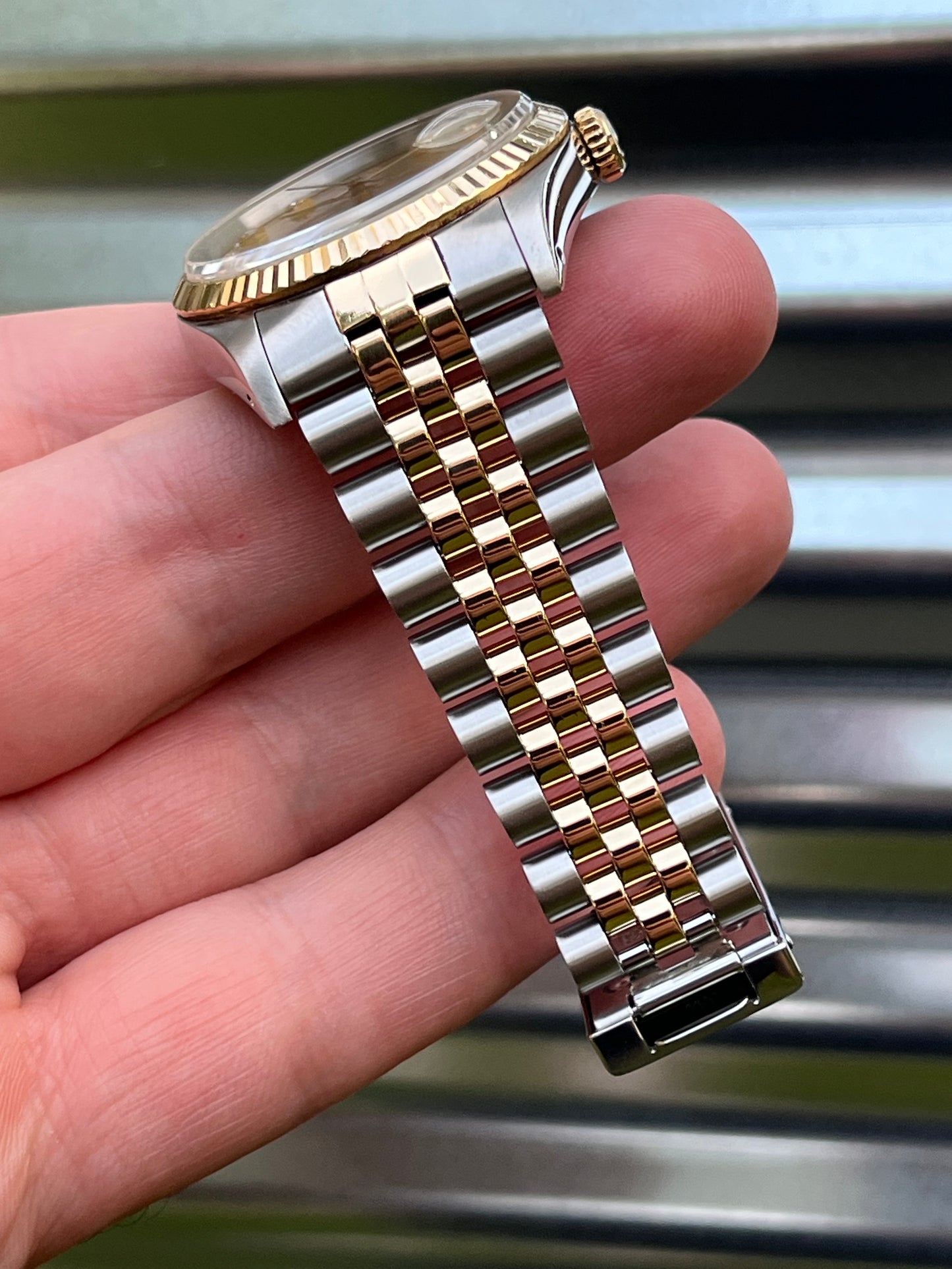 Rolex Datejust 36mm Ref:16233 “Champagne Diamond Dial” Box & Papers