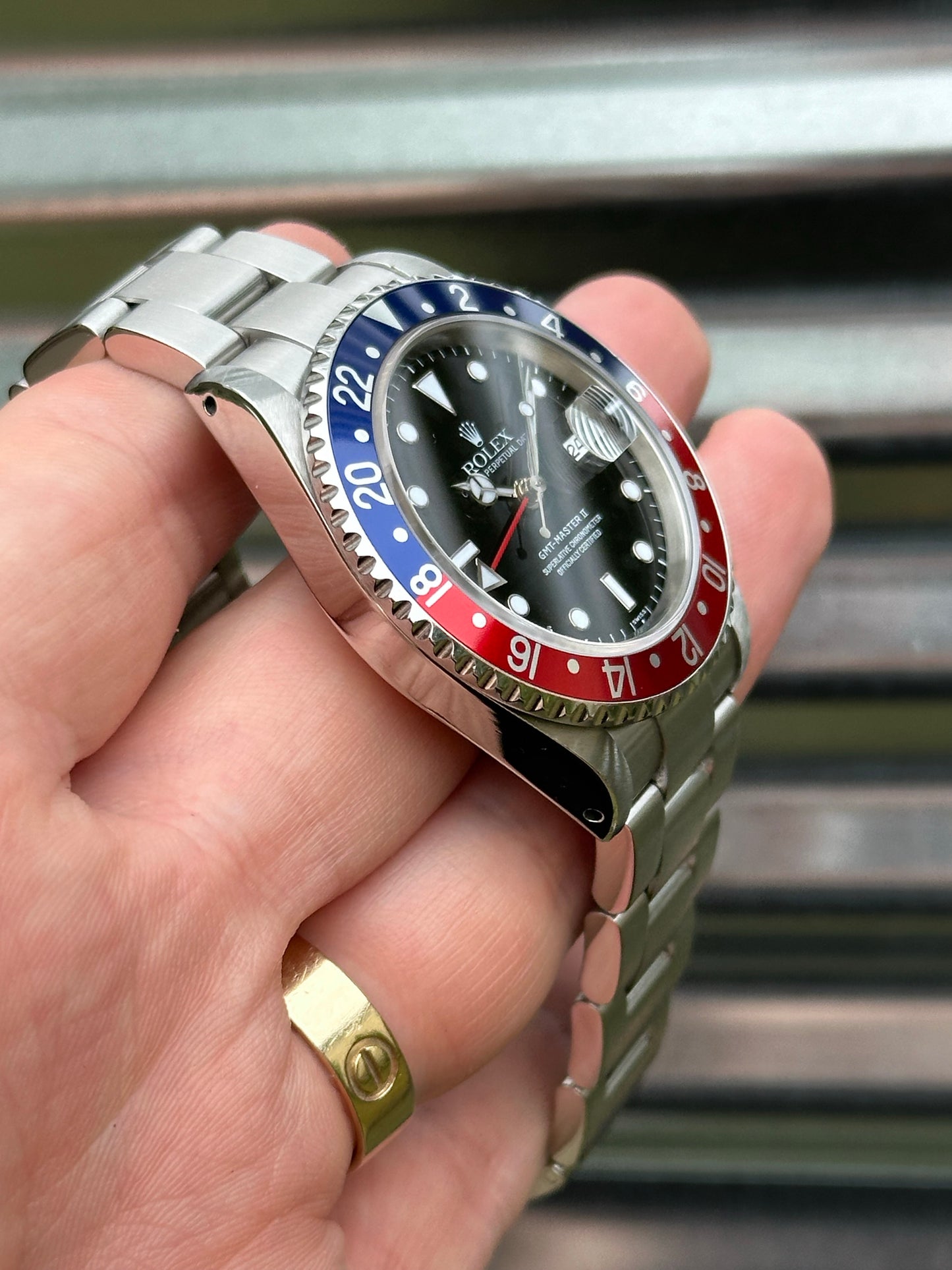 Rolex GMT Master II “Pepsi” 40mm Ref.16710 Box & Paper
