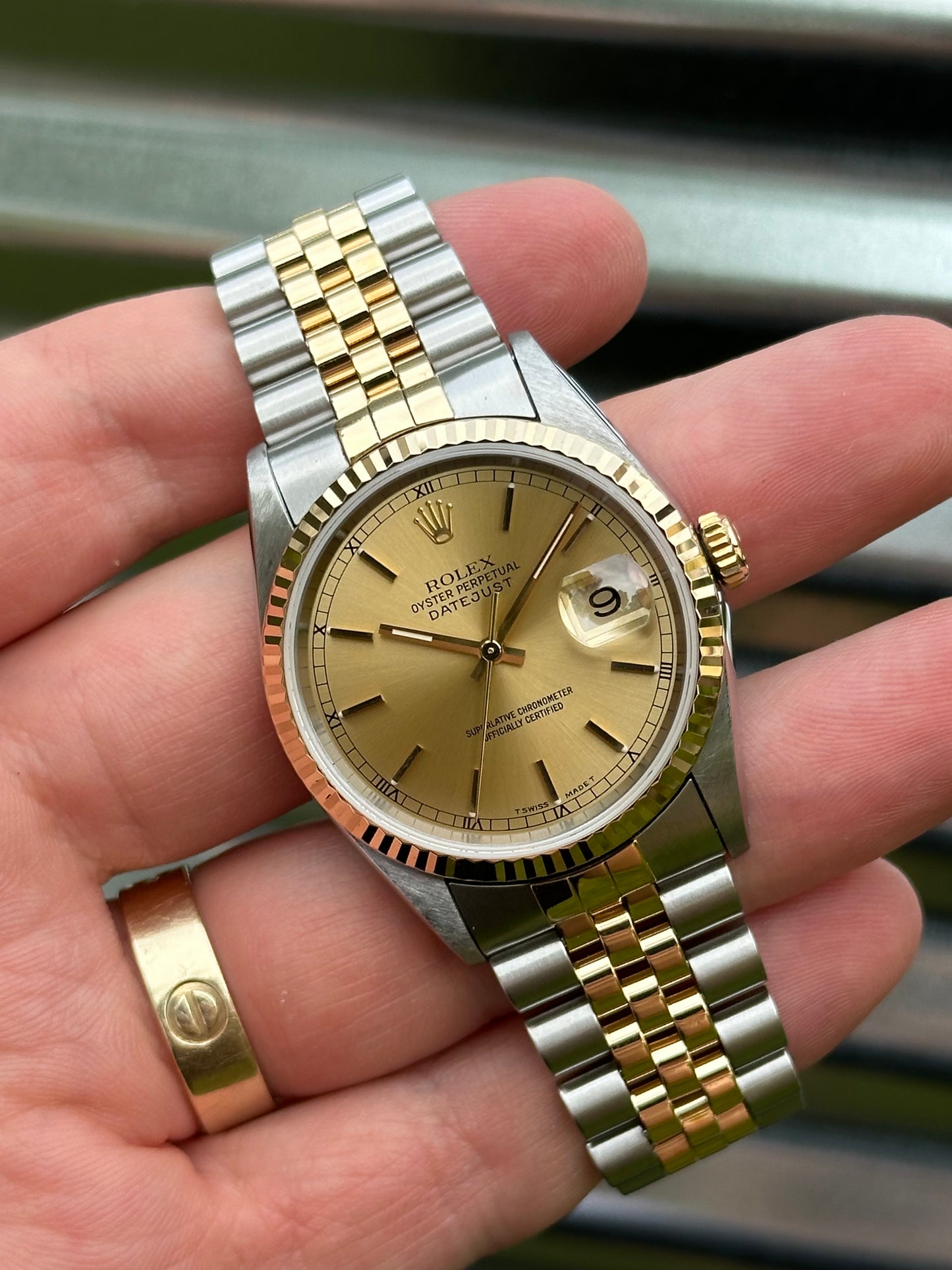 Rolex Datejust 36mm Ref.16233 “Champagne Dial” Box & Papers