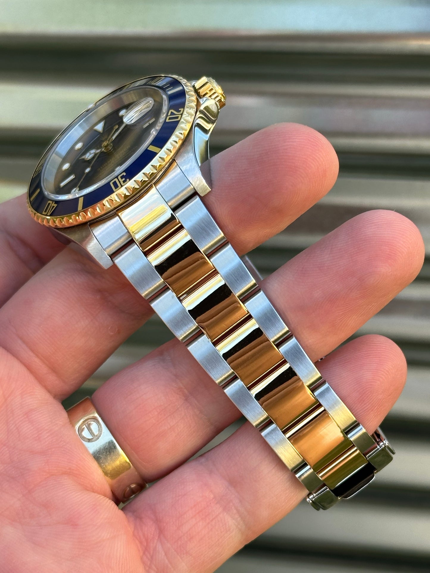 Rolex Submariner Date “Bluesy” 40mm Ref.16613 Box & Papers