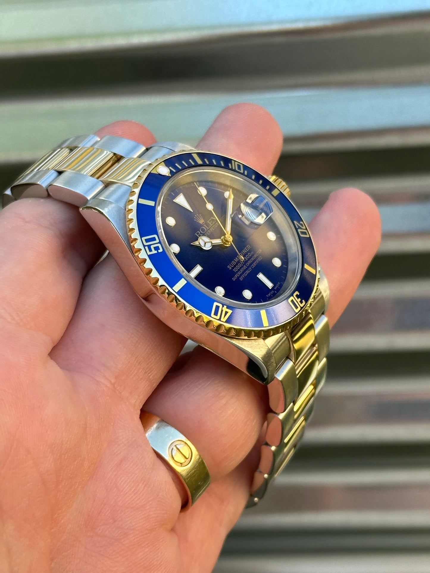Rolex Submariner Date “Bluesy” 40mm Ref.16613 Box & Papers