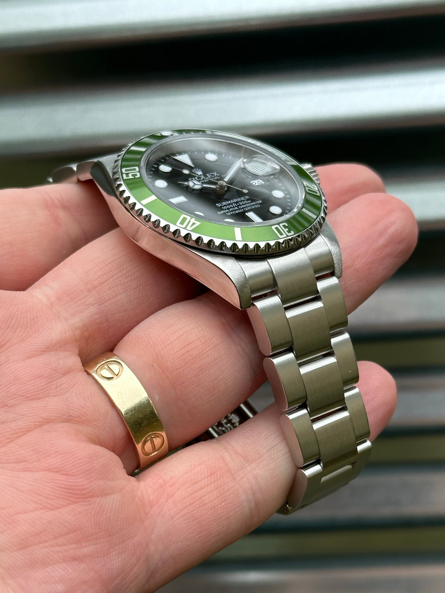 Rolex Submariner Date “Kermit” 40mmm Ref.16610LV Box & Card