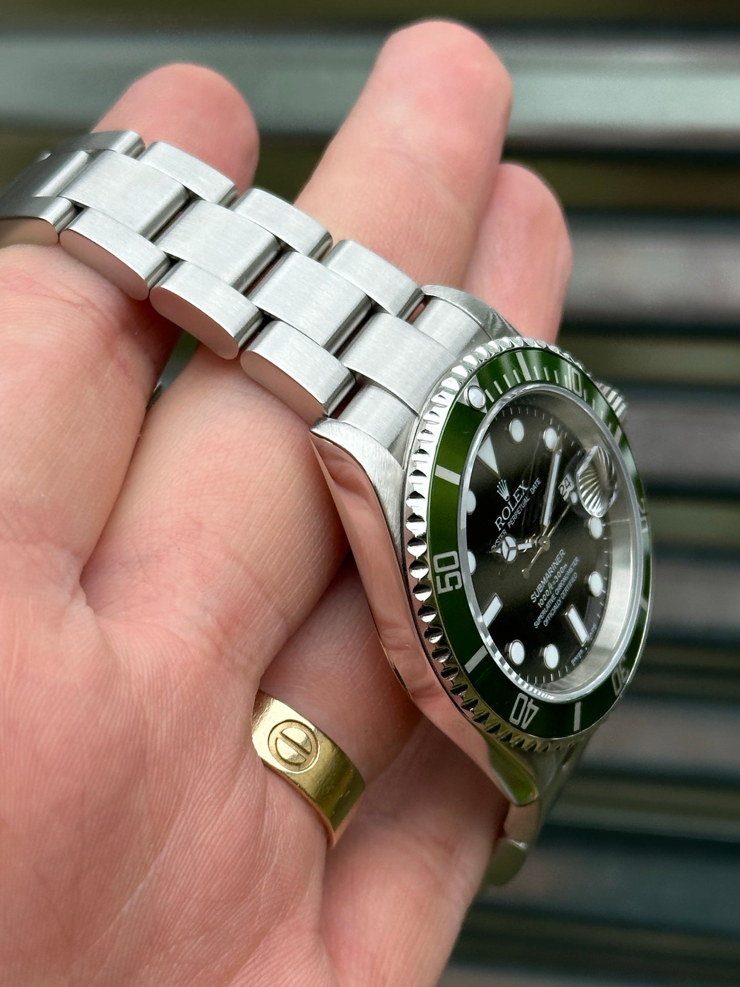 Rolex Submariner Date “Kermit” 40mmm Ref.16610LV Box & Card