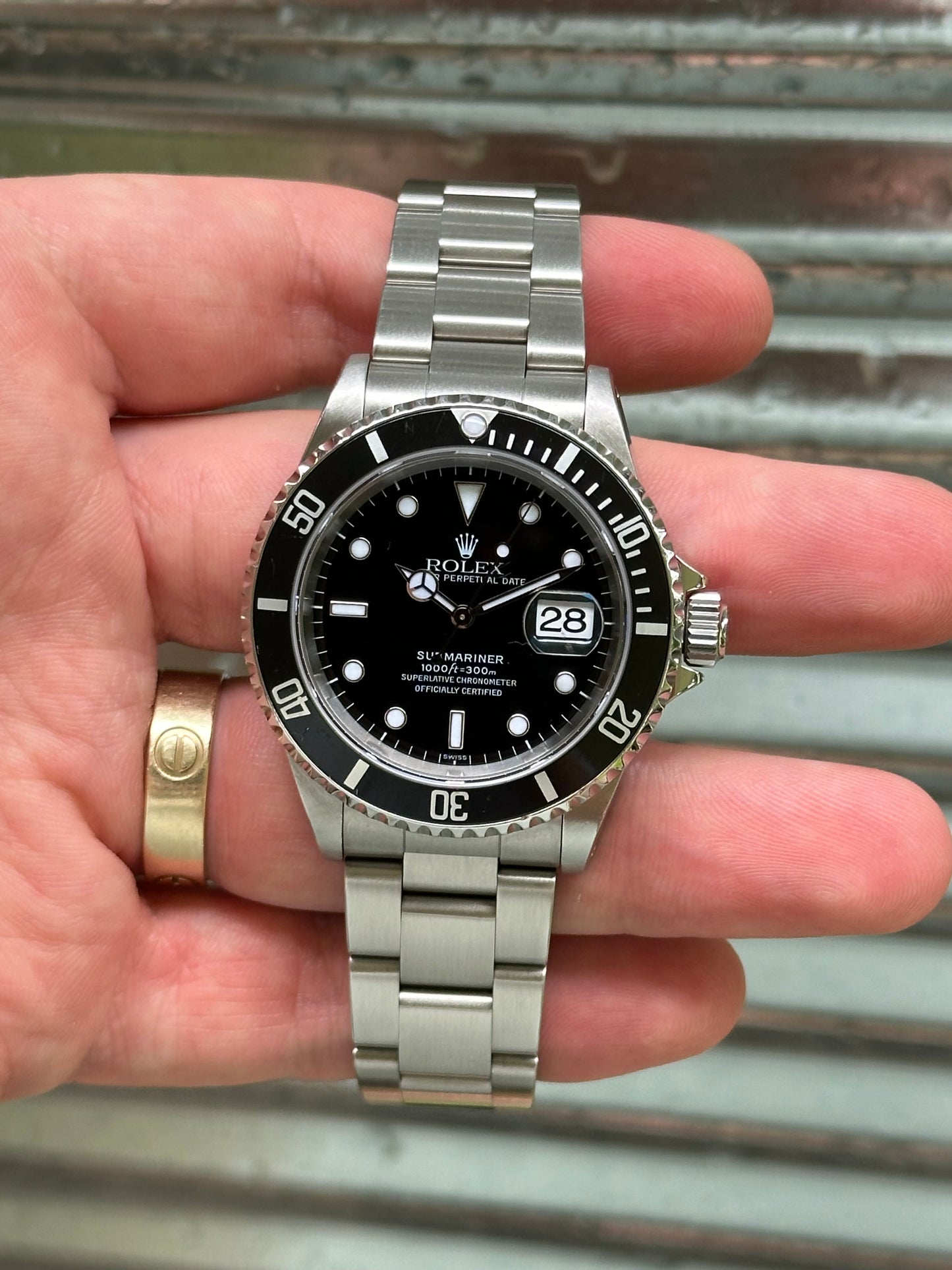 Rolex Submariner Date 40mm Ref.16610 “Swiss” Only Box & Papers & Service Card
