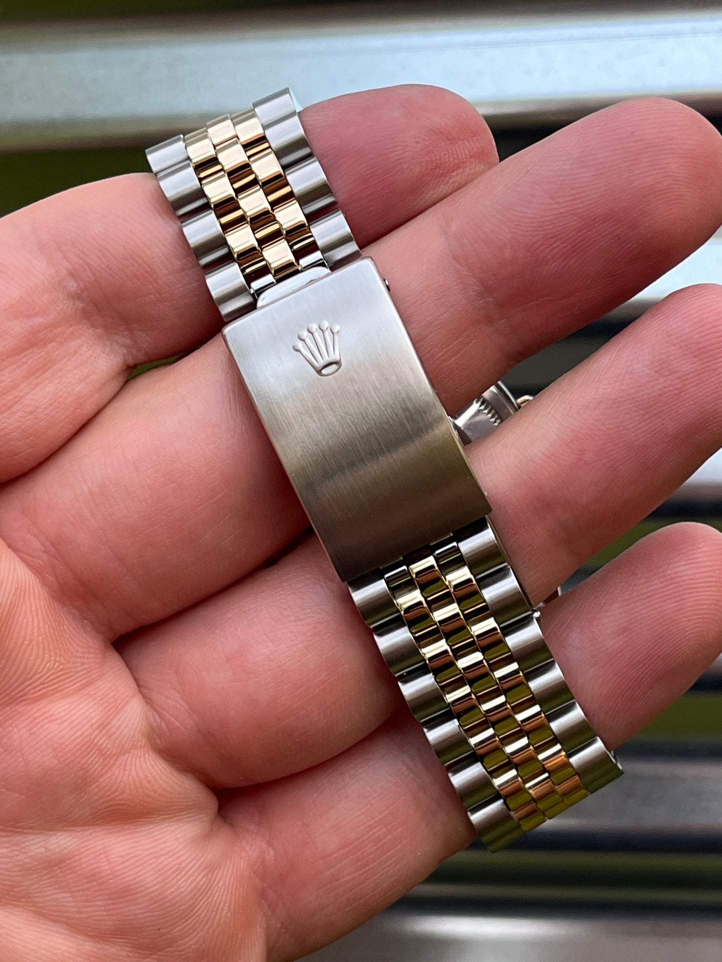 Rolex Datejust 36mm Ref:16233 “Champagne Diamond Dial” Box & Papers