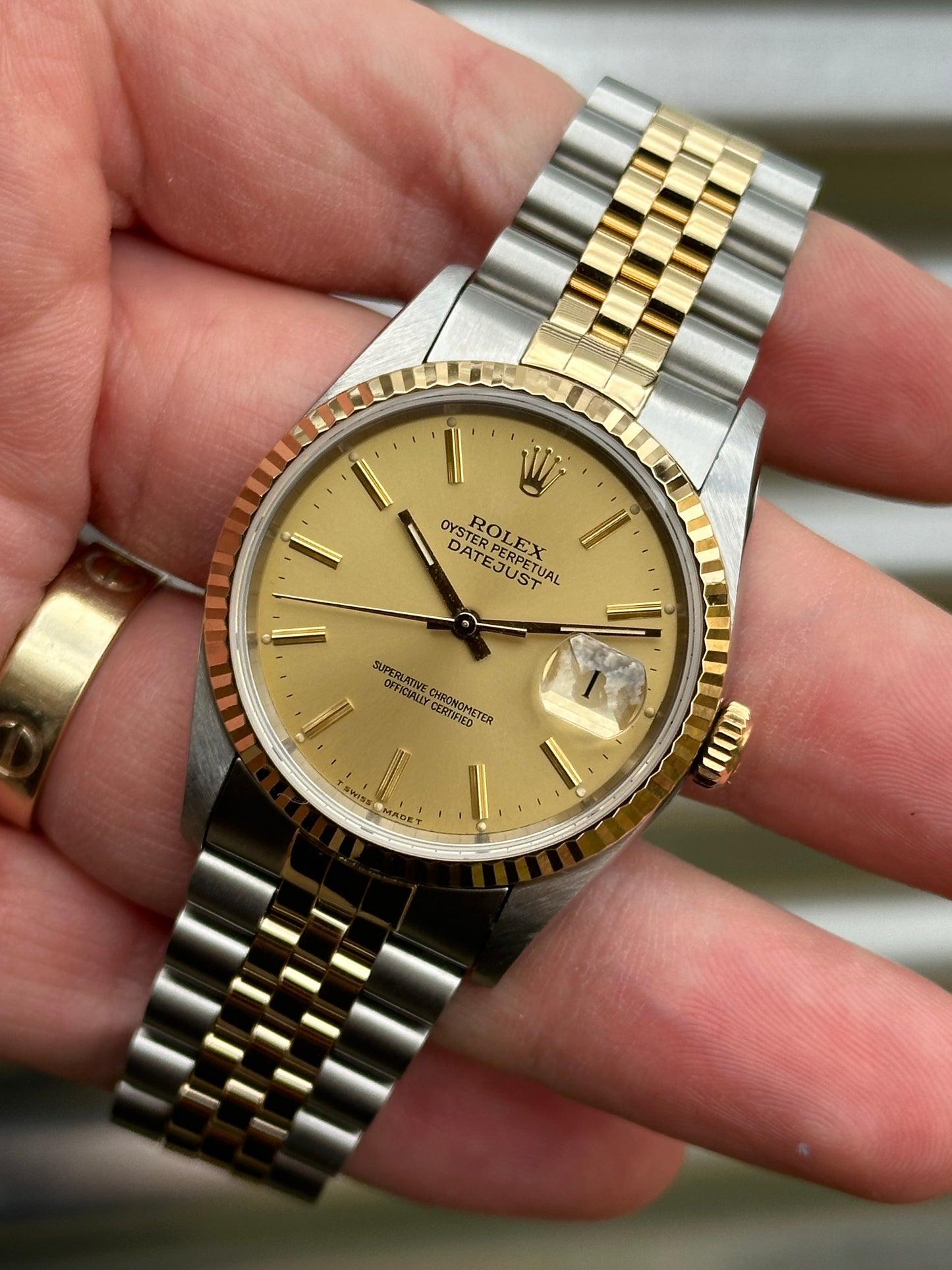 Rolex Datejust 36mm Ref.16233 “Champagne Dial” Box & Papers