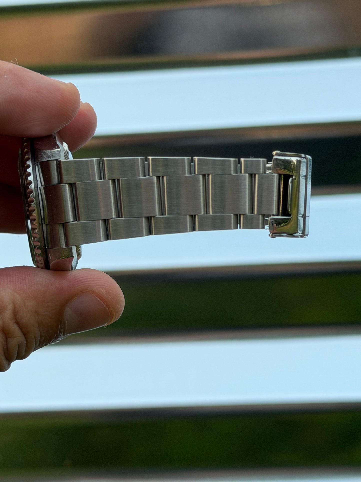 Rolex Submariner Date 40mm Ref.16610 Box & Papers
