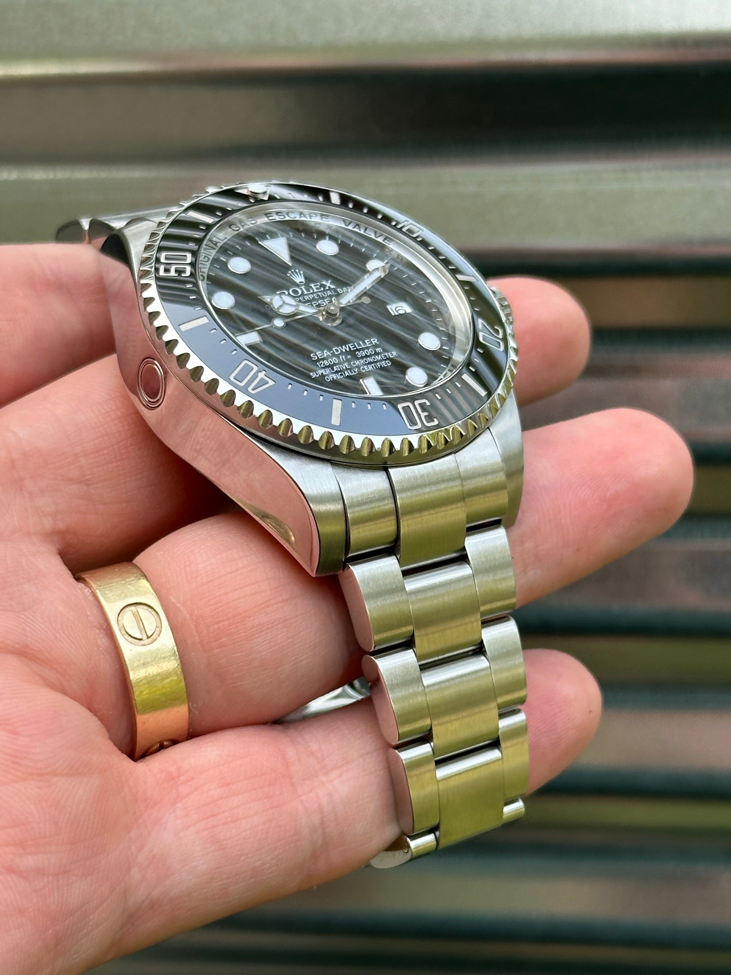 Rolex Sea-Dweller 44mm Ref.116660 Watch & Card