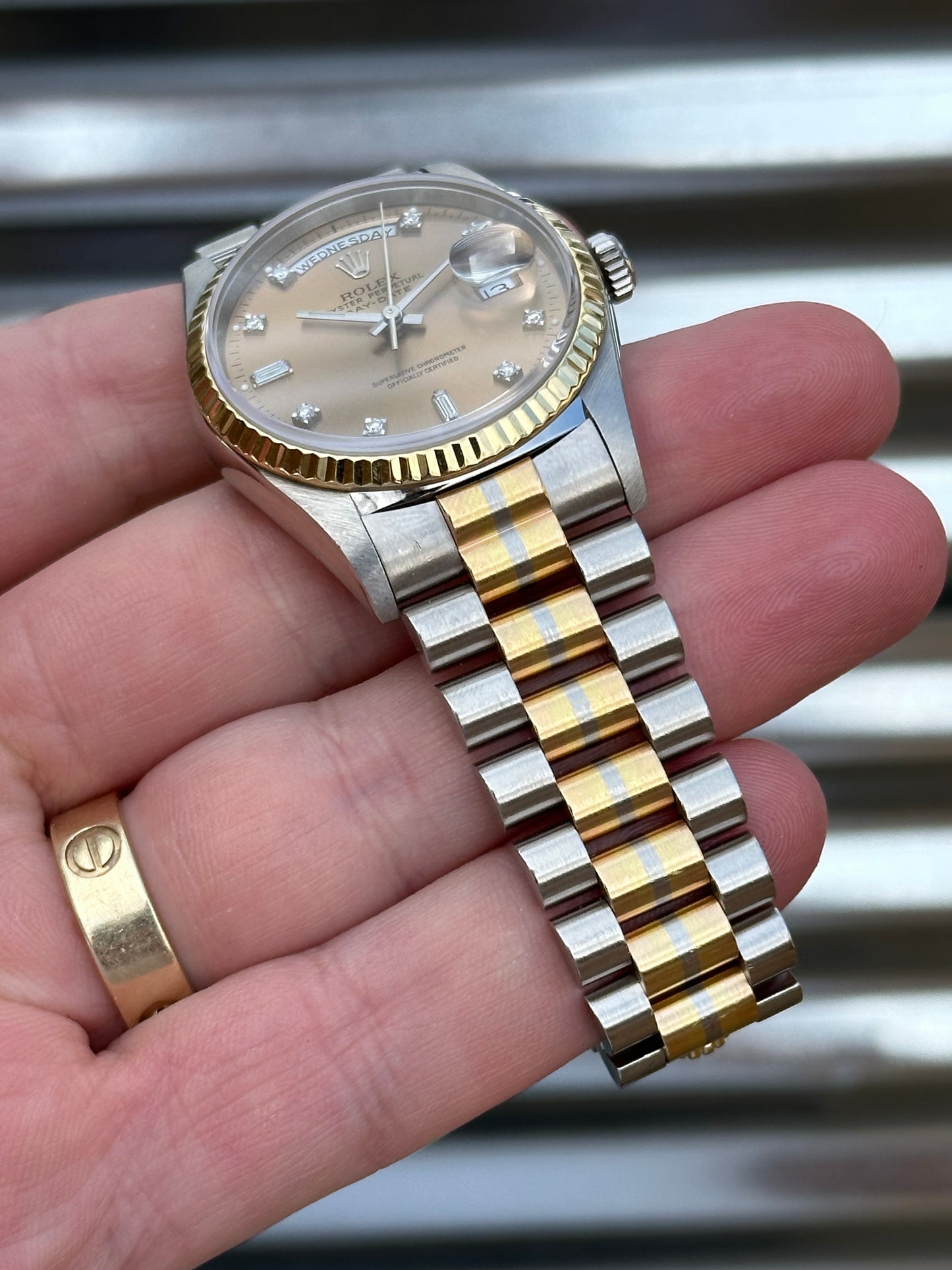 Rolex Day-Date 36mm Ref.18239 Tridor Factory Salmon Diamond Dial