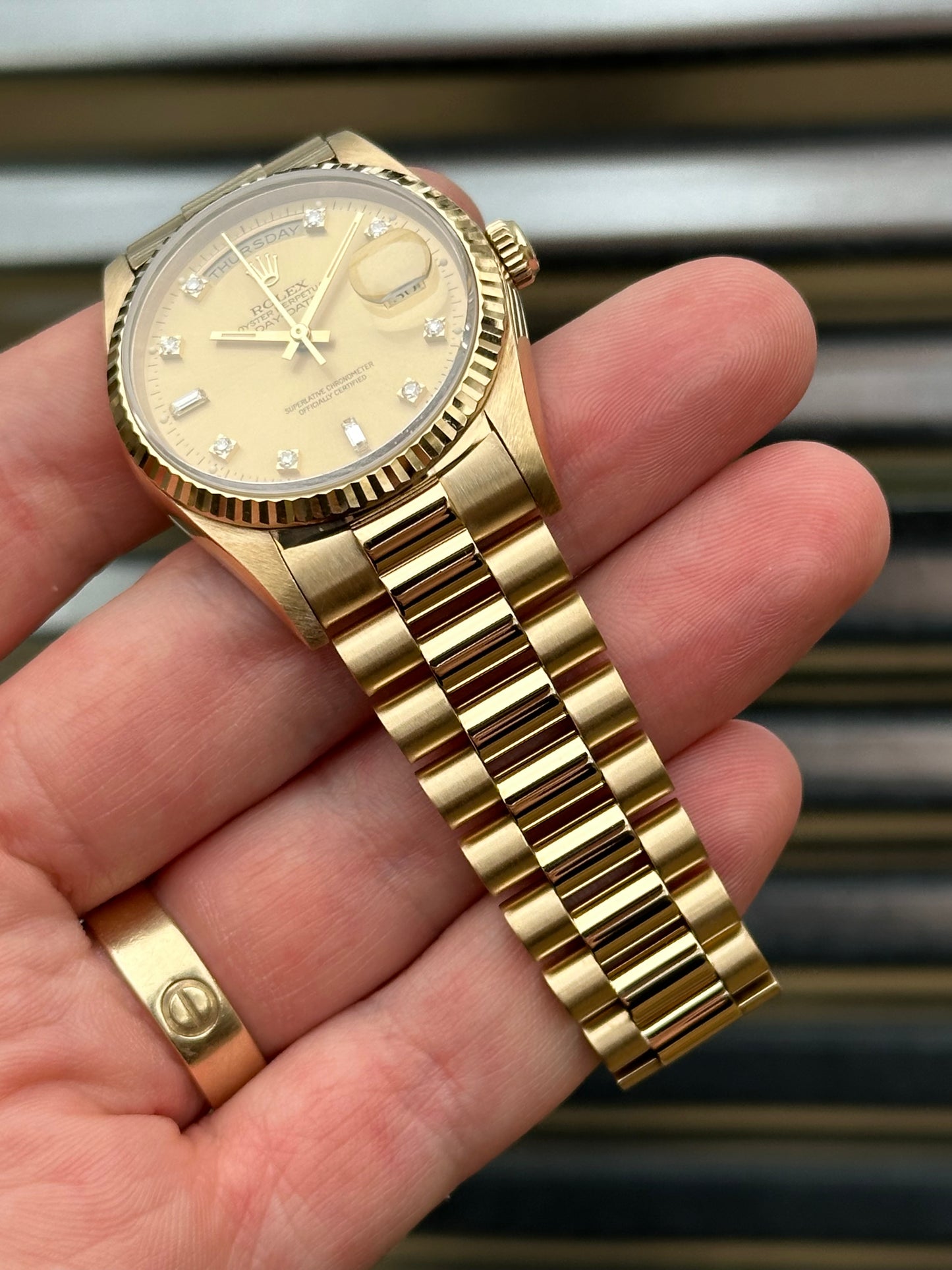Rolex Day-Date 36mm Ref.18238 Box & Papers
