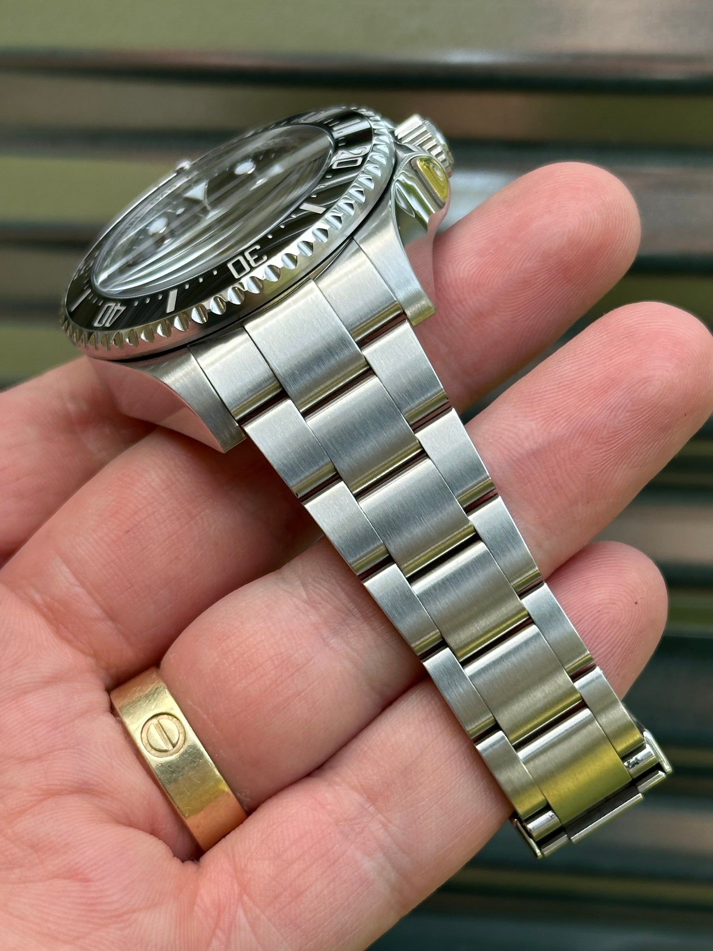 Rolex Sea-Dweller 44mm Ref.116660 Watch & Card