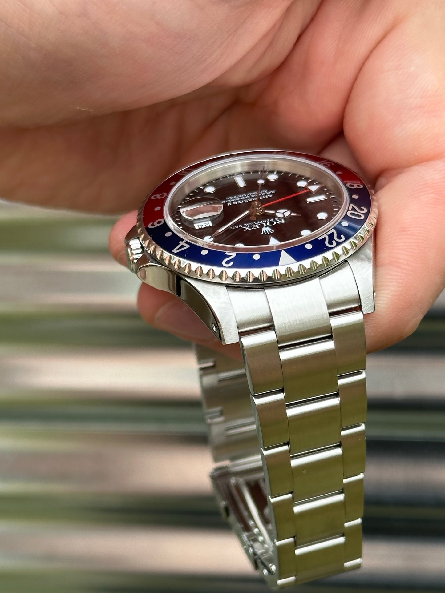 Rolex GMT Master II “Pepsi” 40mm Ref.16710 Box & Paper