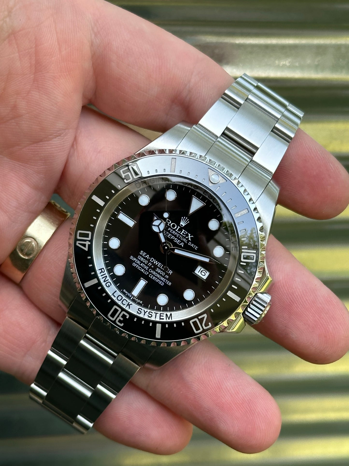 Rolex Sea-Dweller 44mm Ref.116660 Watch & Card