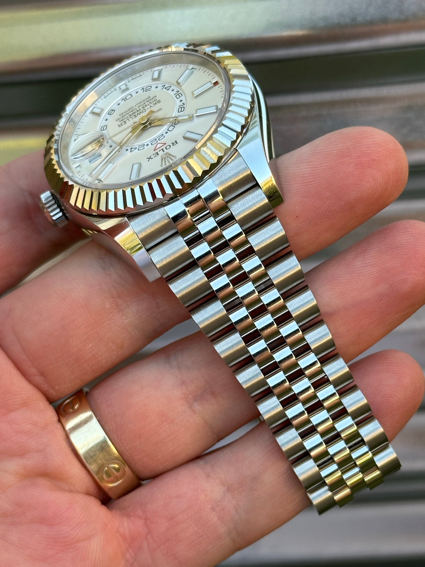 Rolex Sky-Dweller 42mm Ref:336934 Box & Card