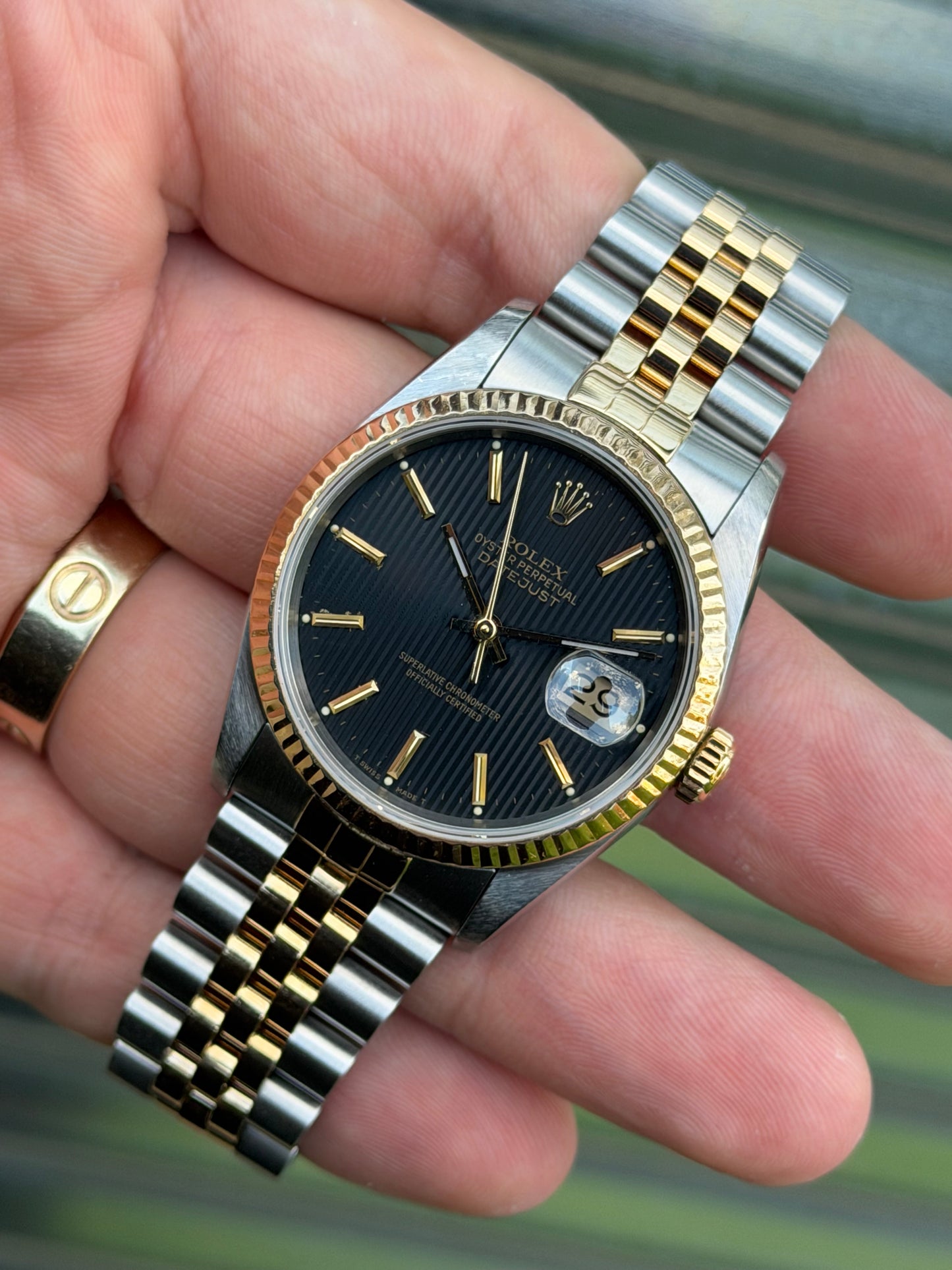 Rolex Datejust “Black Tapestry Dial” 36mm Ref.16233 Box & Papers