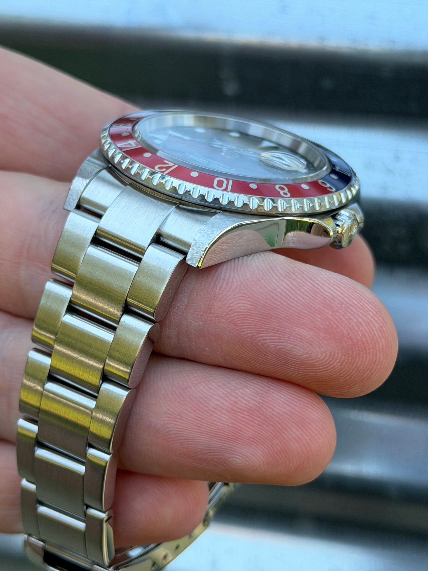 Rolex GMT Master II Pepsi 40mm Ref.16710 Box & Papers