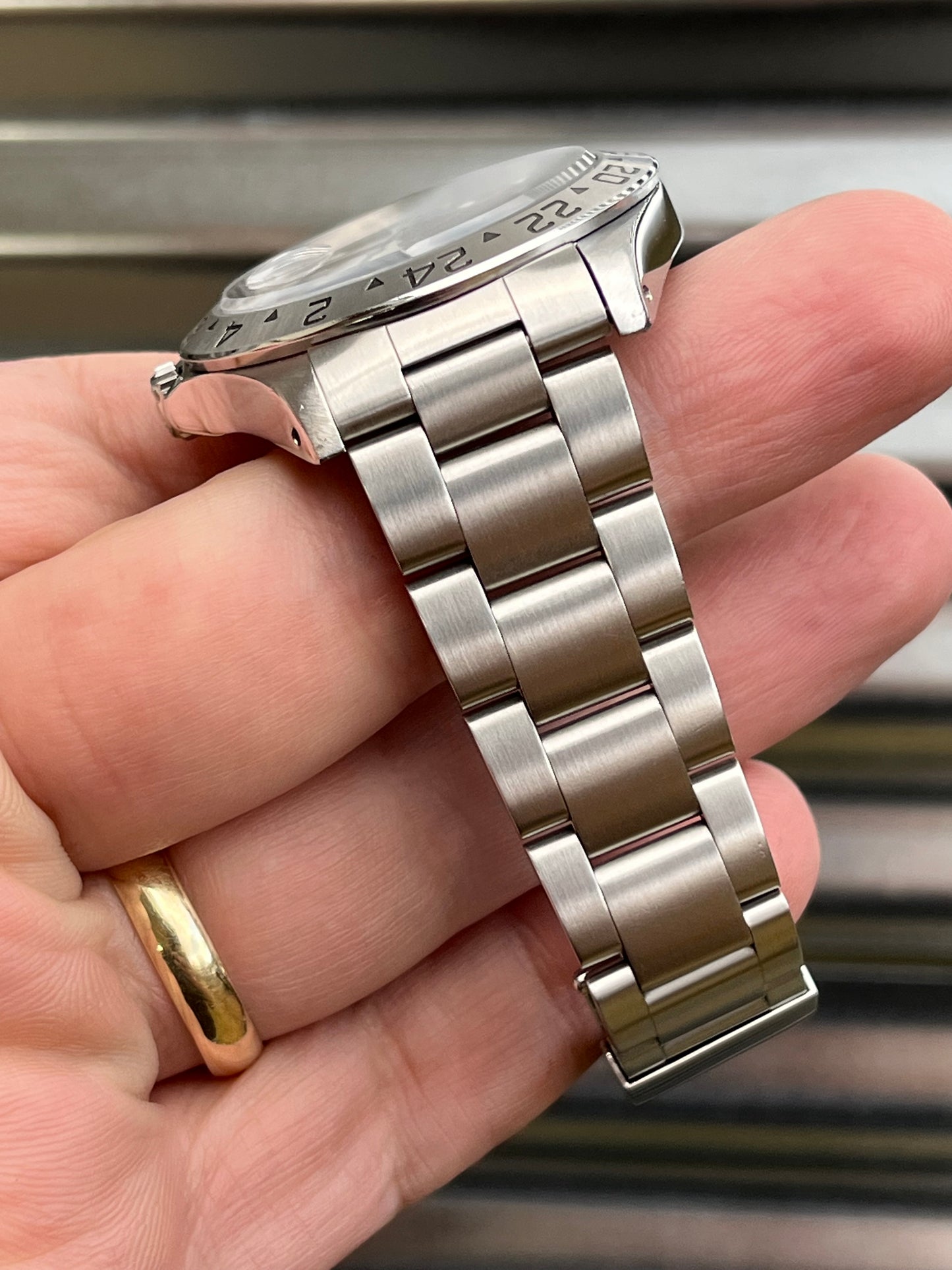 Rolex Explorer II “Tritium Dial” 40mm Ref.16570 Box & Papers