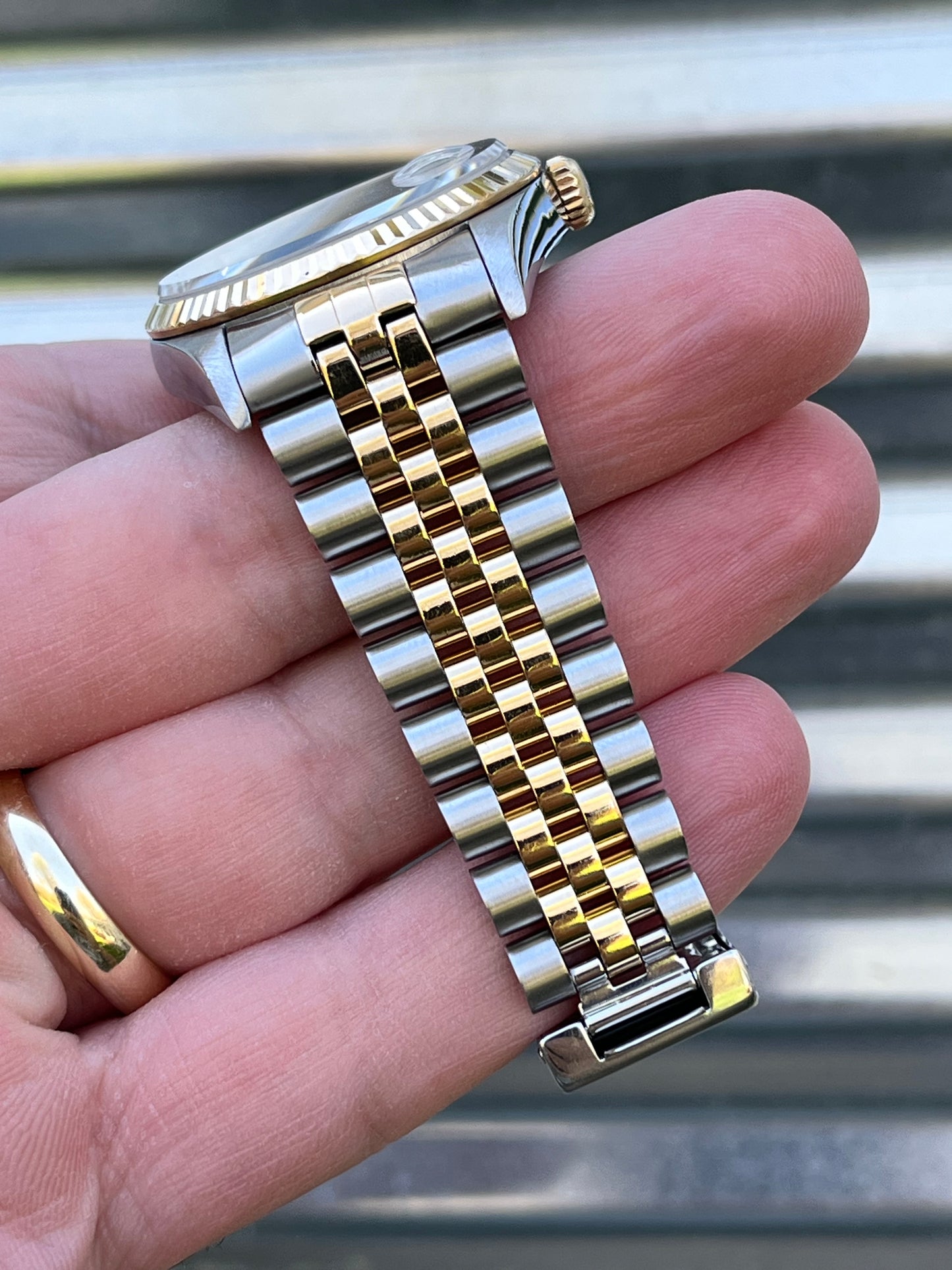 Rolex Datejust 36mm Champagne Dial w/Roman Numeral Track Ref.16233 Box & Papers