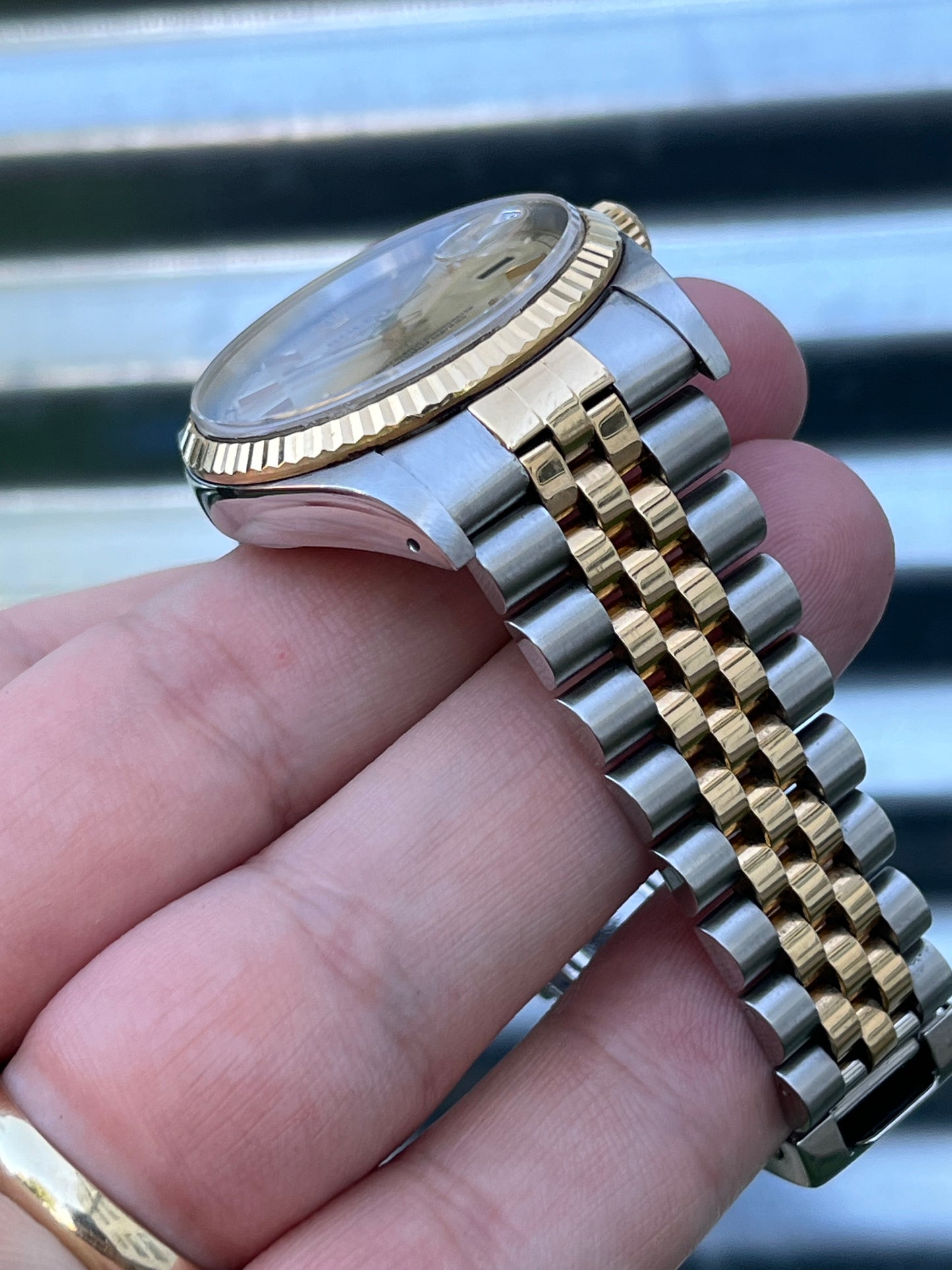 Rolex Datejust 36mm Ref.16233 Box & Papers “Champagne Dial”