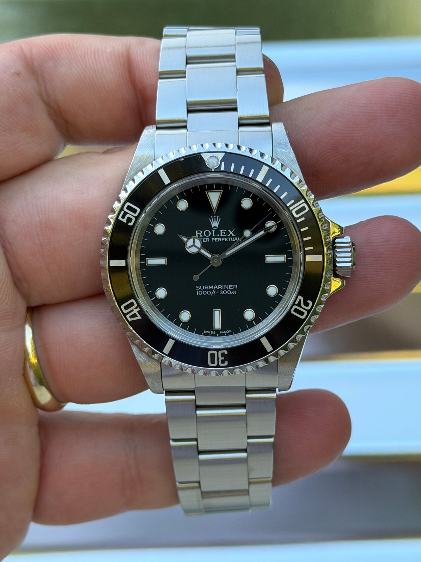 Rolex Submariner No Date 40mm Ref.14060M Box & Papers