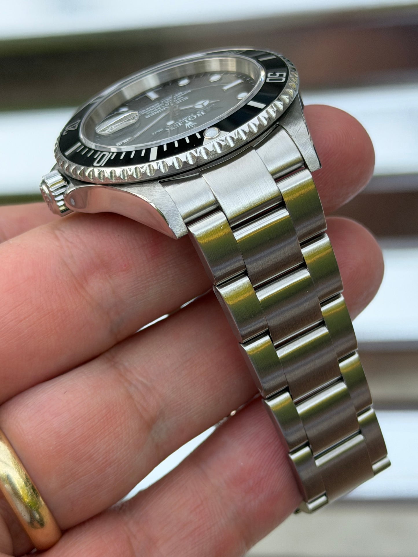 Rolex Submariner Date 40mm Ref.16610 Box & Papers