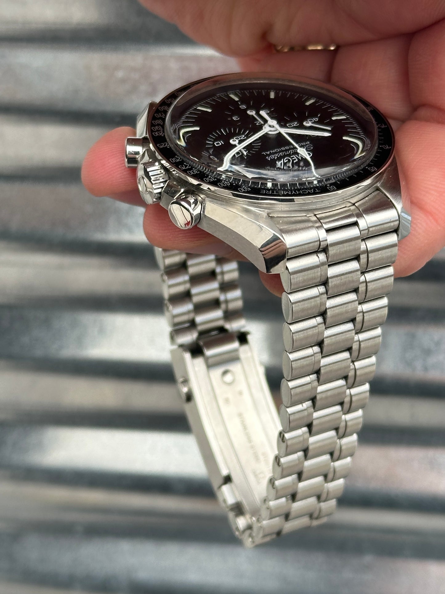 Omega Speedmaster Professional “Moon Watch” 42mm Ref. 310.30.42.50.01.001 Box & Cards