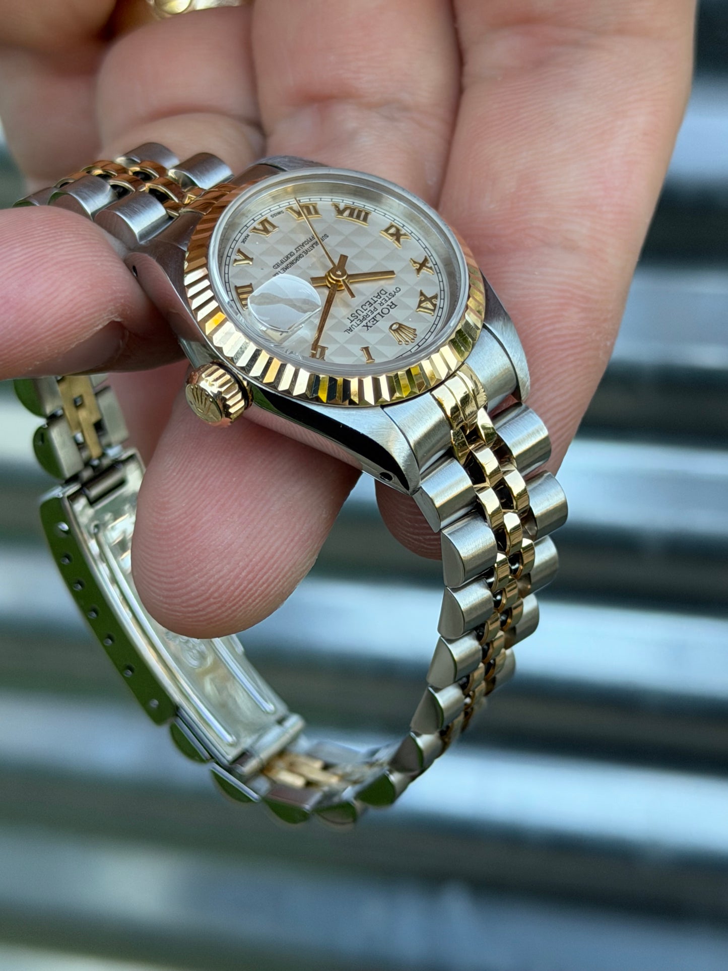 Rolex Ladies Datejust “Pyramid Dial” 26mm Ref.69173 Box & Papers