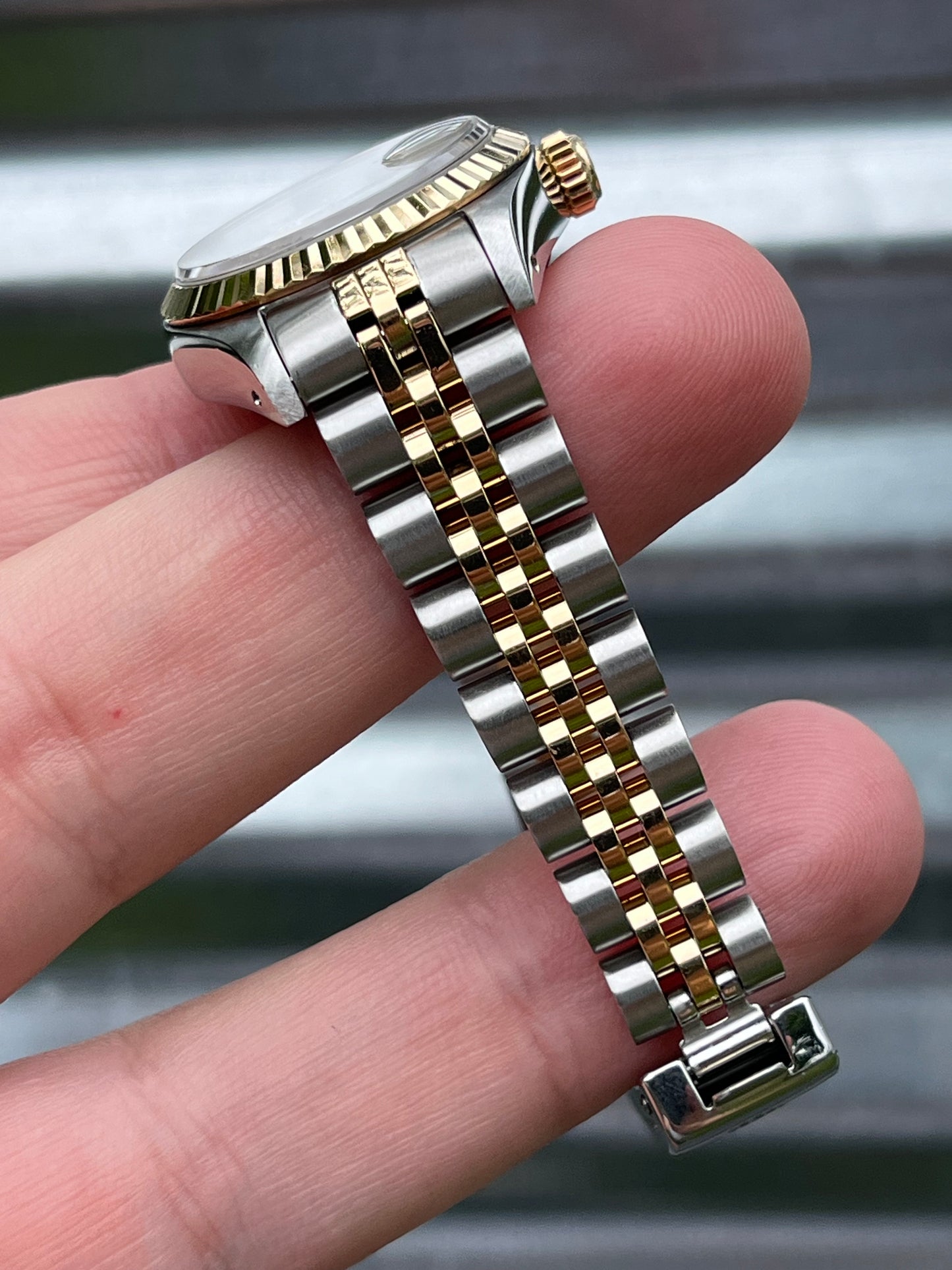 Rolex Lady Datejust 26mm Ref.69173 Box & Papers “White Roman Dial”