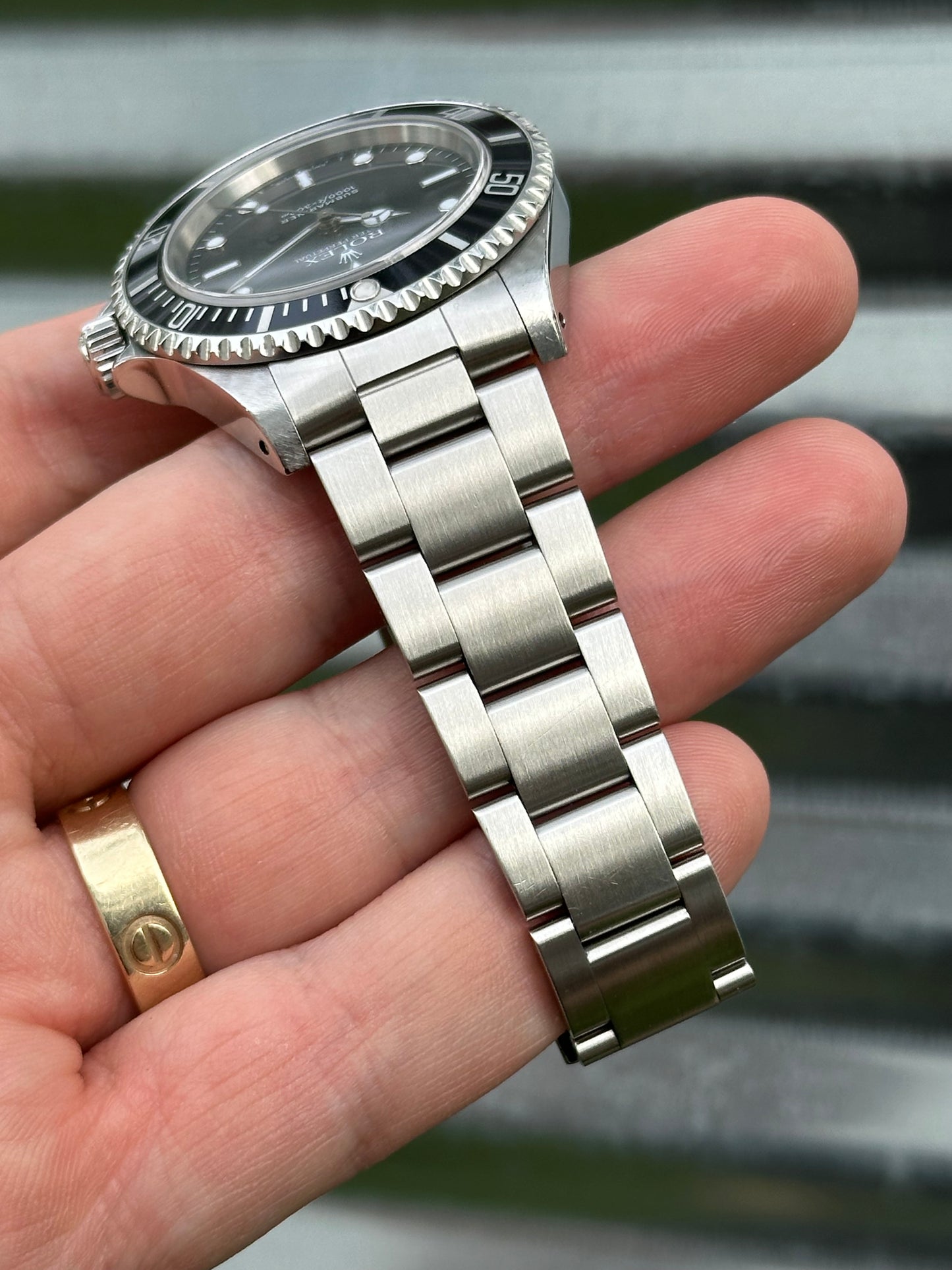 Rolex Submariner No Date 40mm Ref.14060M Box & Papers