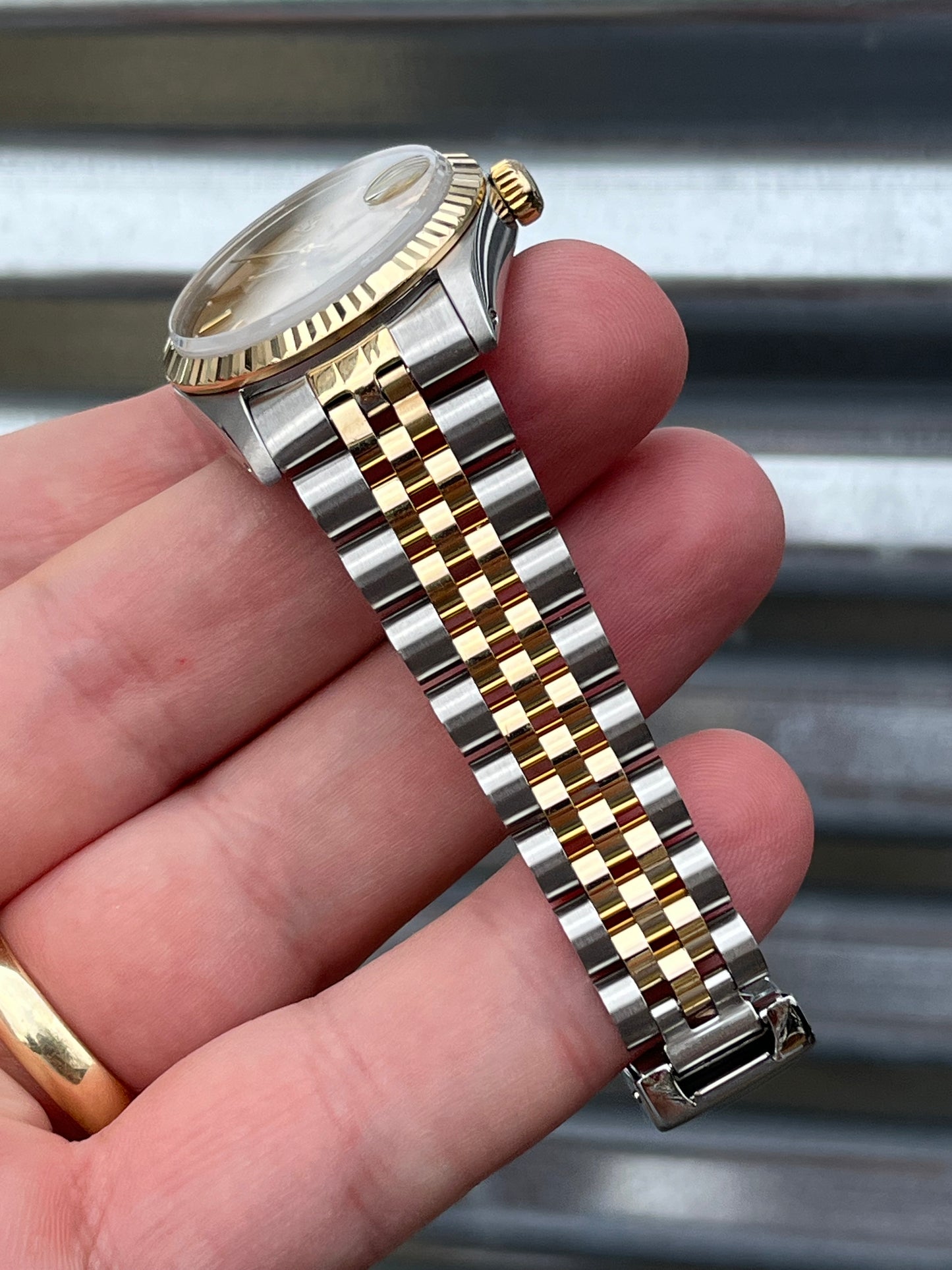 Rolex Ladies Datejust 31mm Ref.68273 Box & Papers