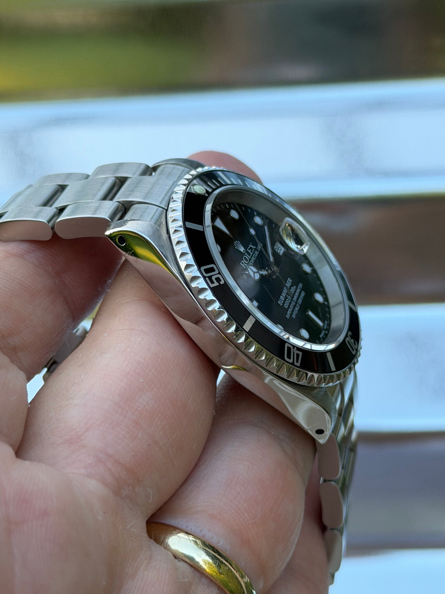 Rolex Submariner Date 40mm Ref.16610 Box & Papers