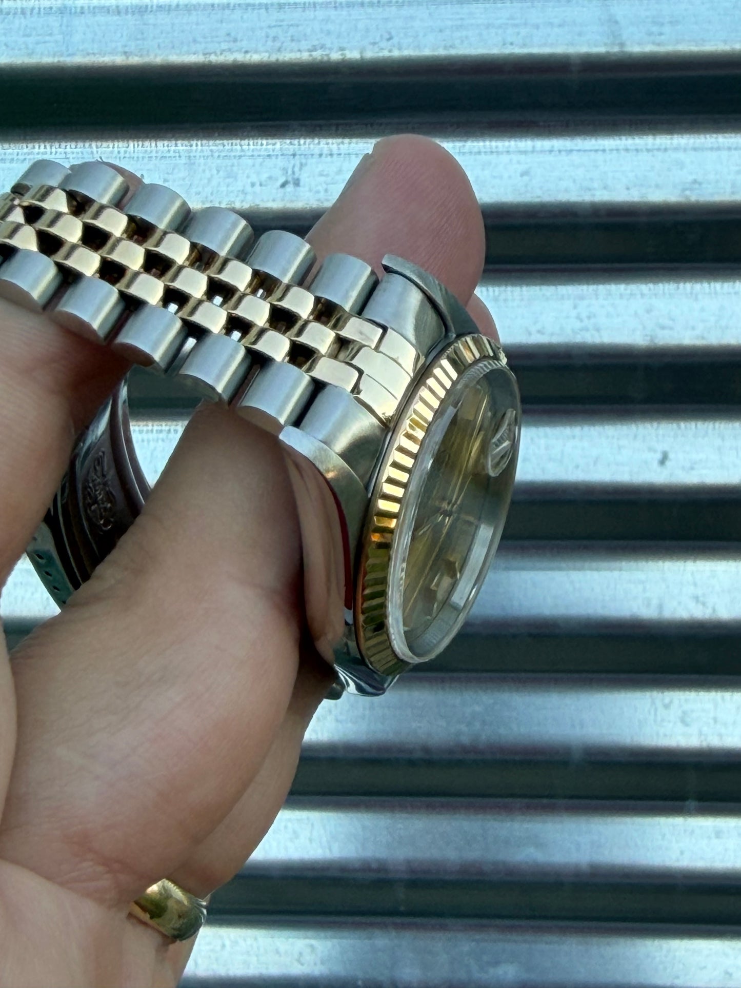 Rolex Datejust “Champagne Dial” 36mm Ref.16233 Box & Papers