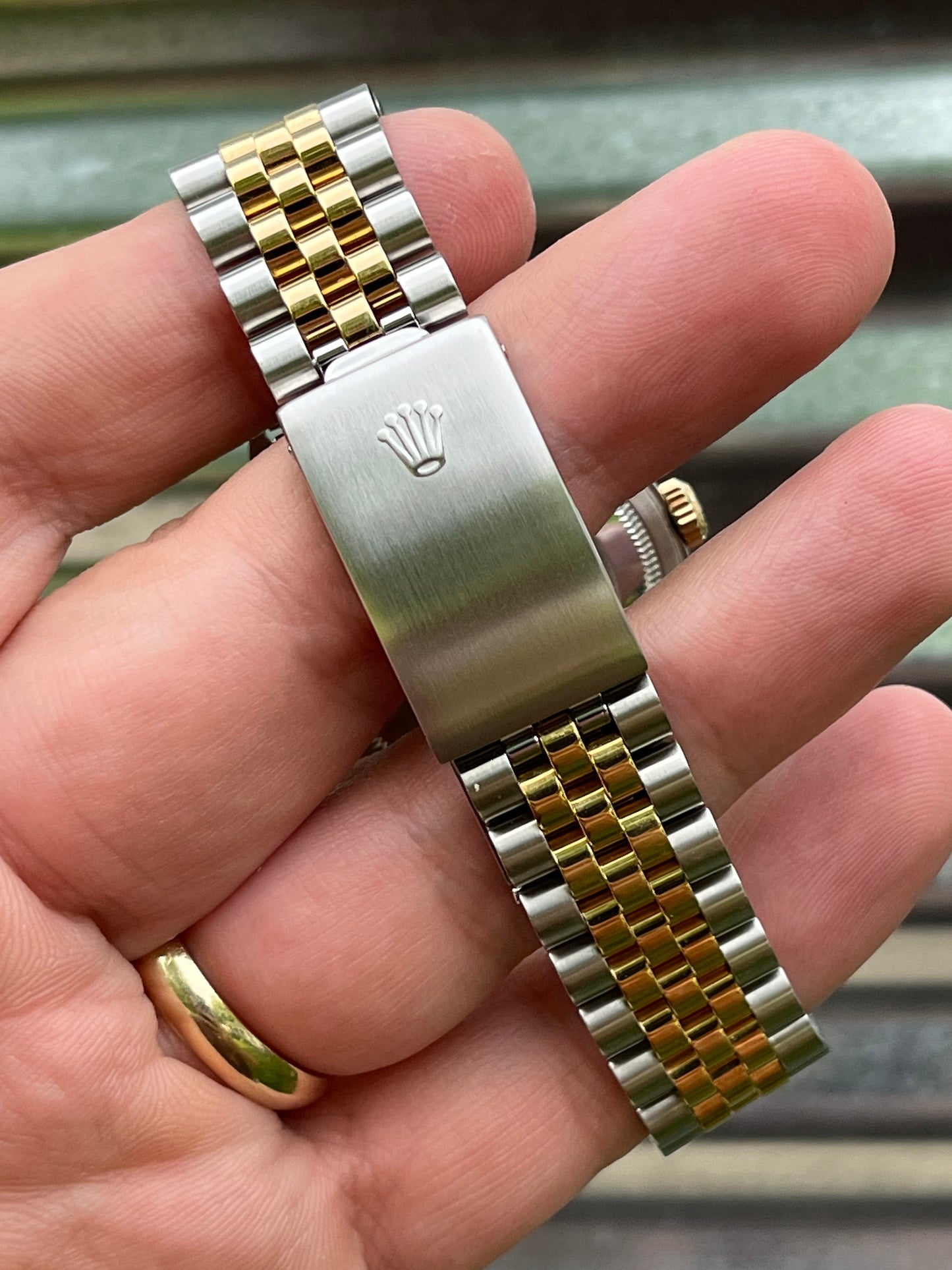 Rolex Datejust “Champagne Diamond Dial” 36mm Ref.16233 Box & Papers