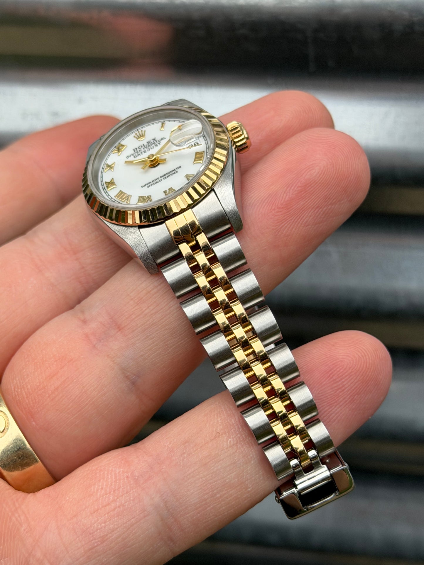 Rolex Ladies Datejust 26mm Ref.69173 Box & Papers