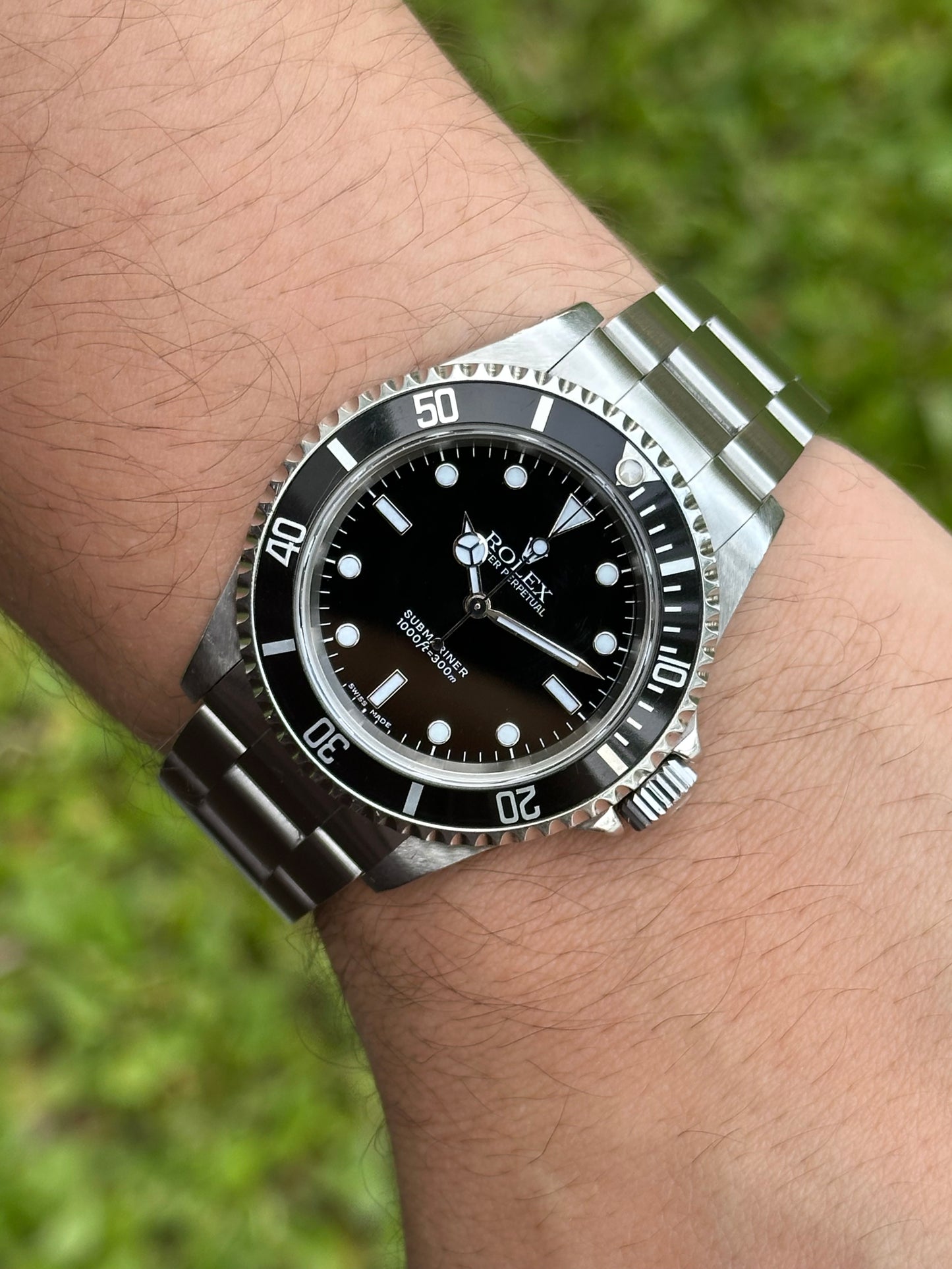 Rolex Submariner No Date 40mm Ref.14060M Box & Papers