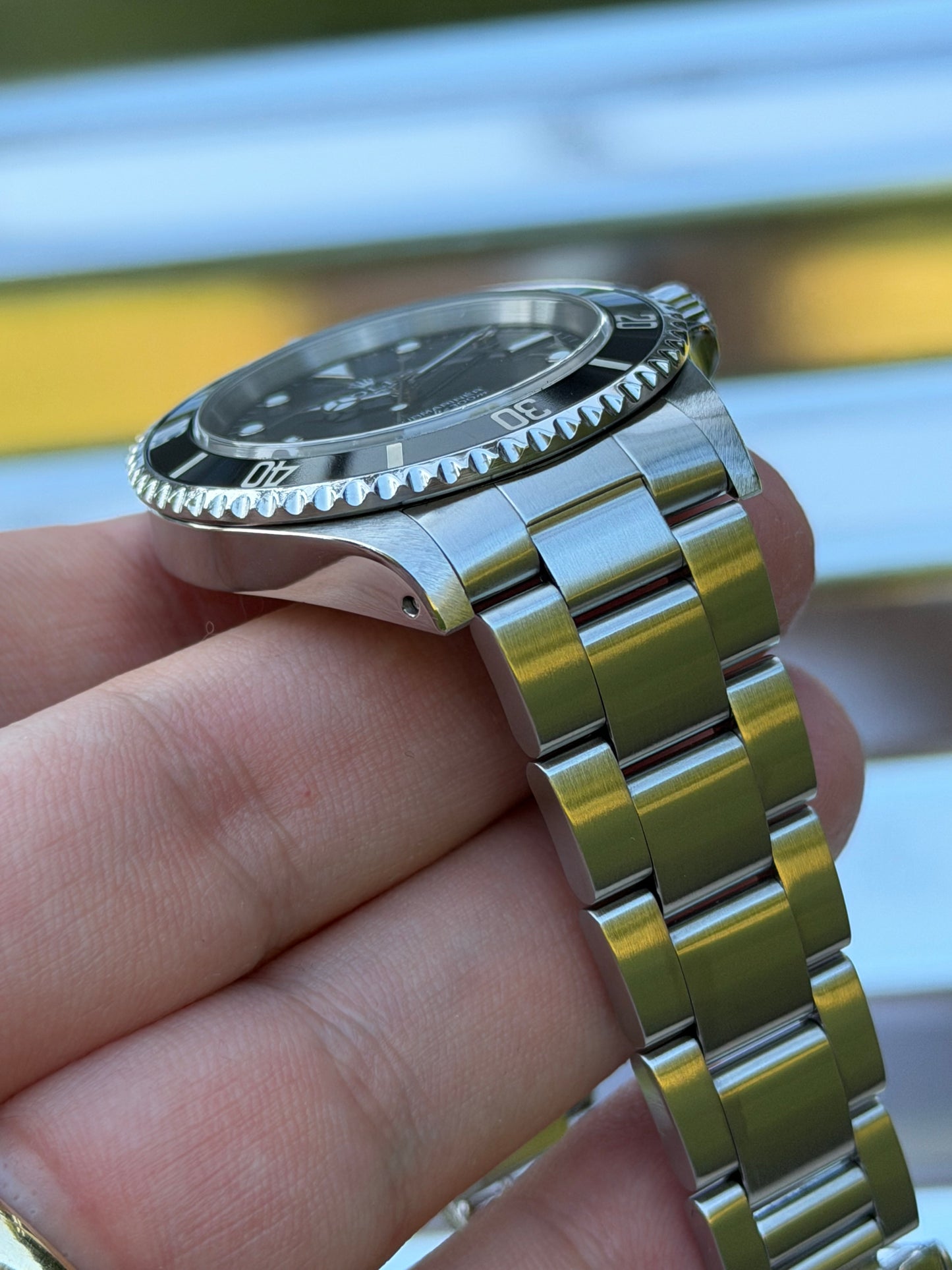 Rolex Submariner No Date 40mm Ref.14060M Box & Papers