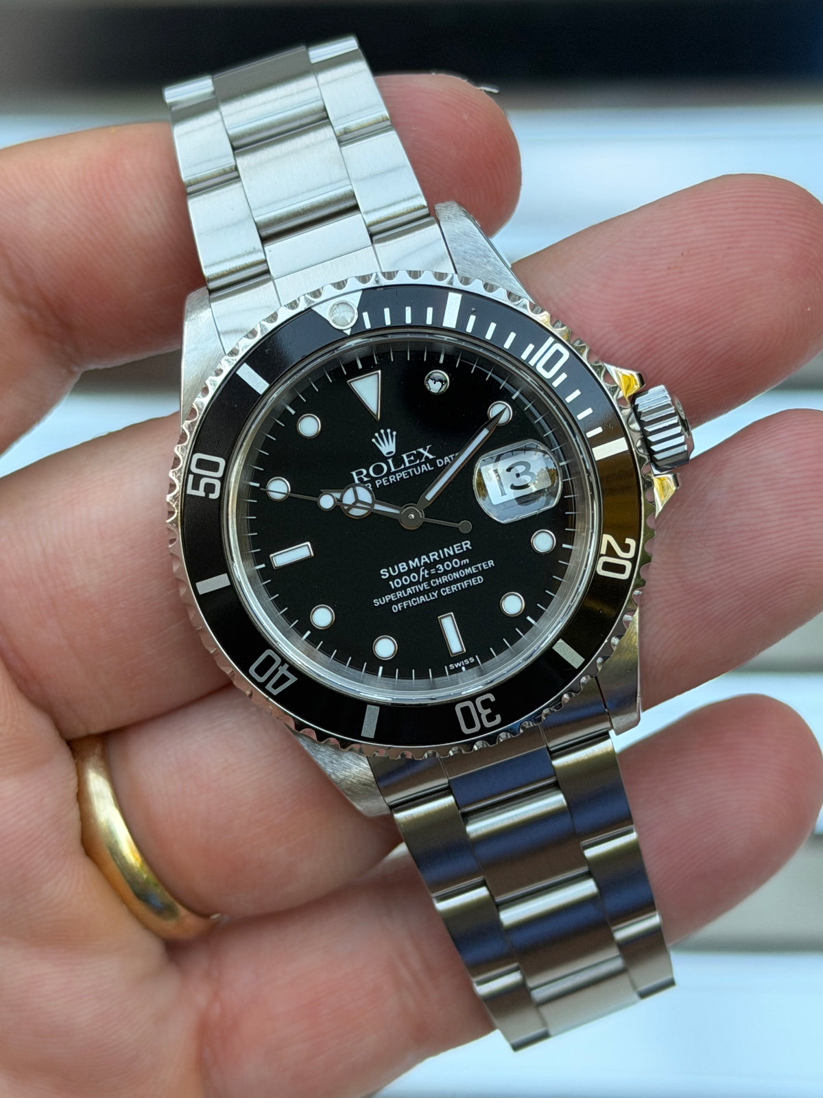 Rolex Submariner Date “Swiss Only”40mm Ref.16610 Box & Papers